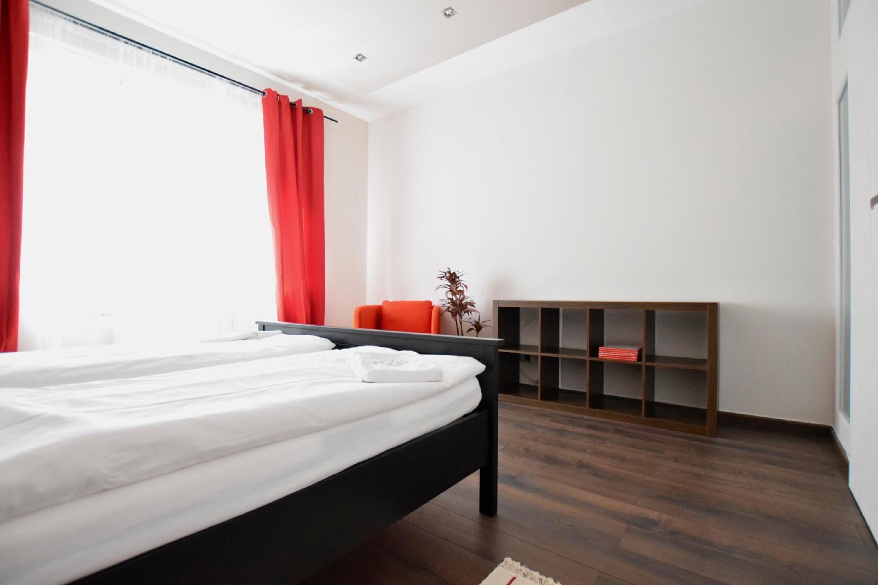 Standard Apartment by Hi5 - Close to Buda Castle view 4