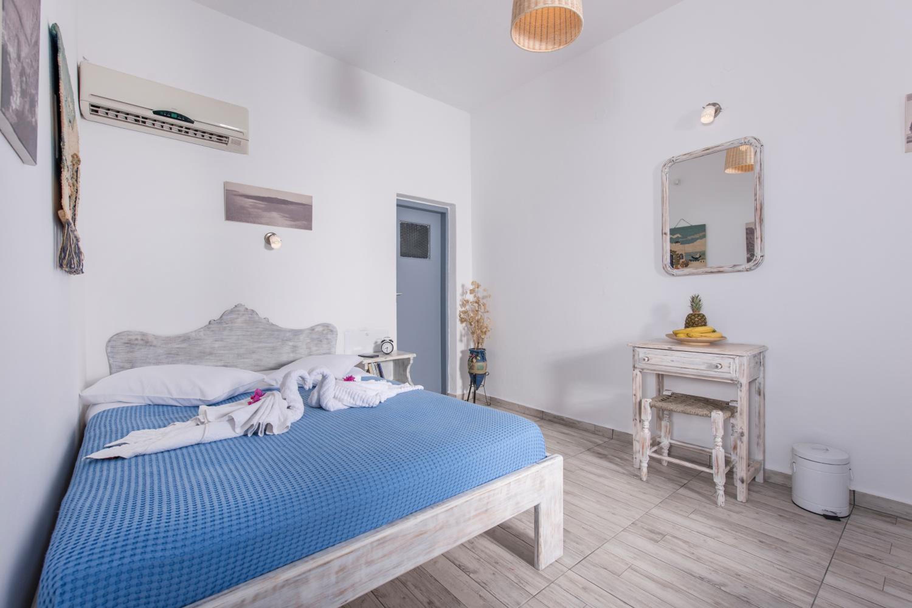 Maryloujohn Villas Oia photo 5