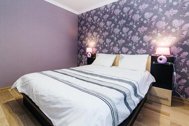 VIP Apartment ob Gorkogo Square view 3