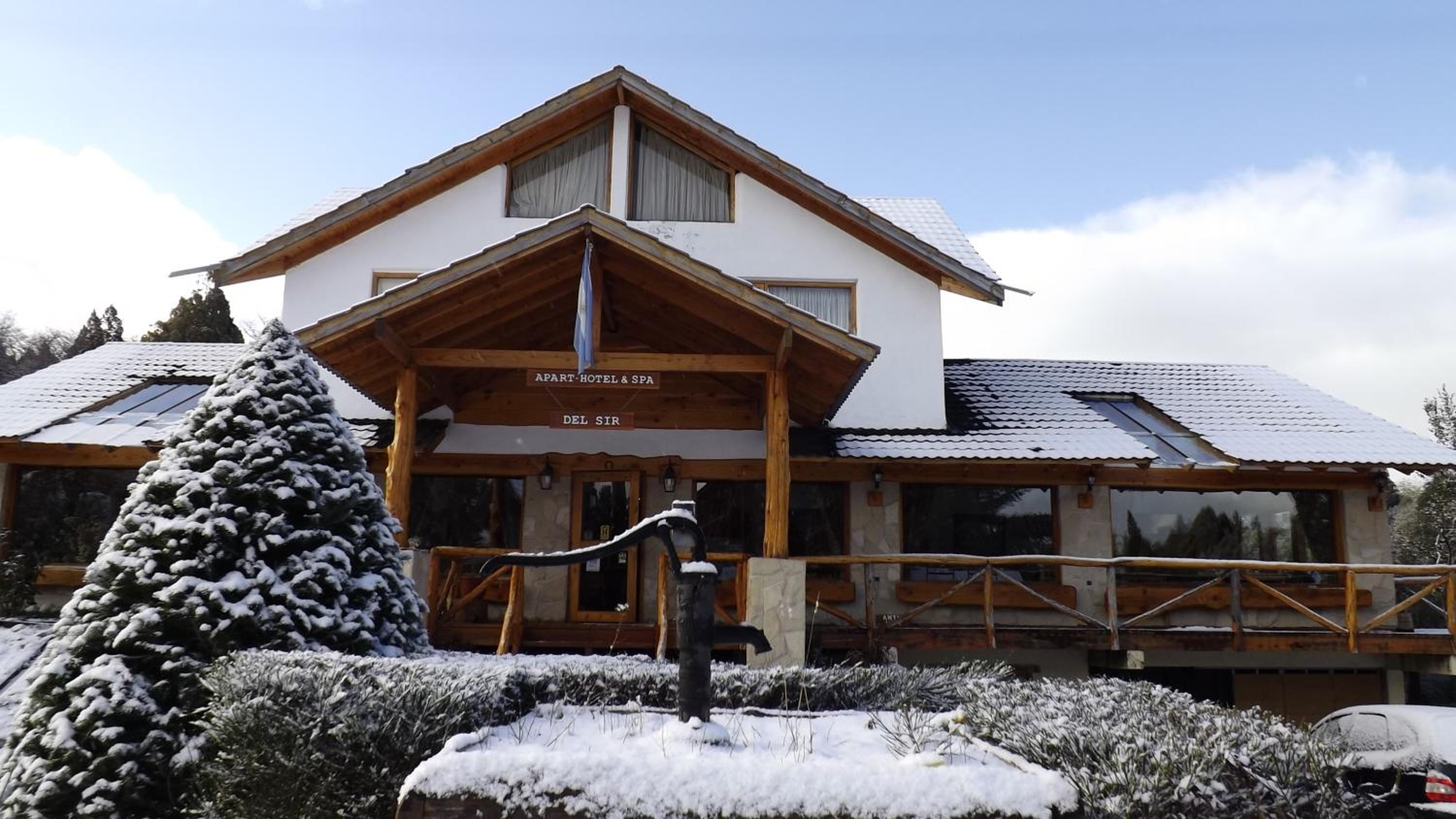 Apart Hotel y Hosteria del Sir