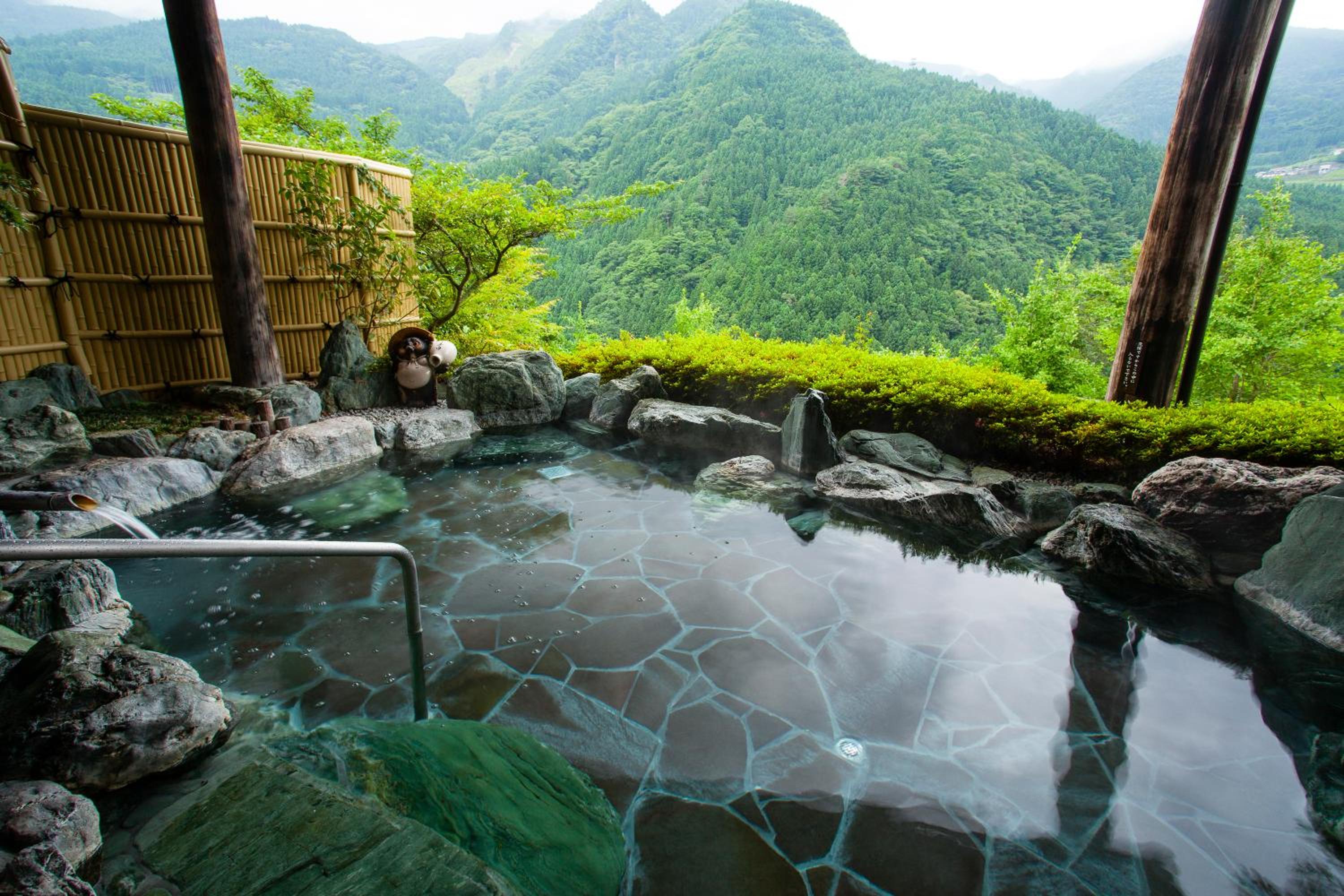 Hotel Kazurabashi