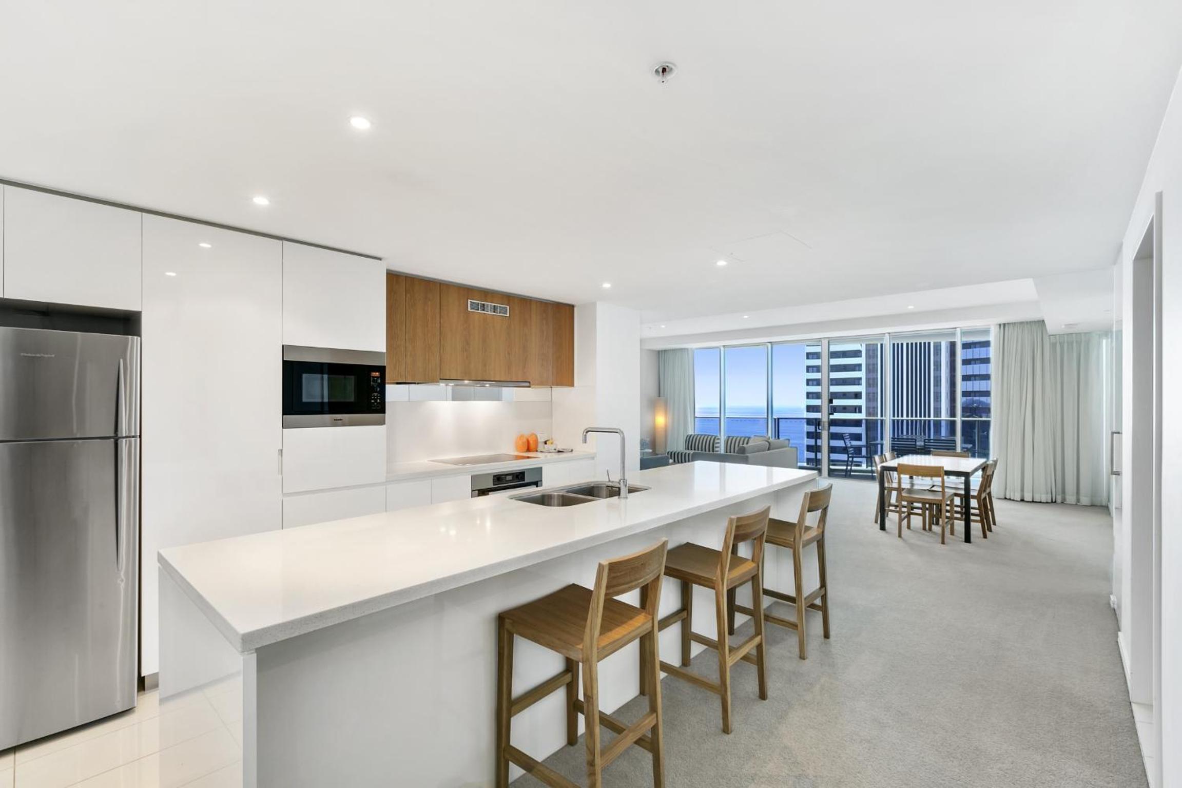 Orchid Residences - HR Surfers Paradise - Image 4