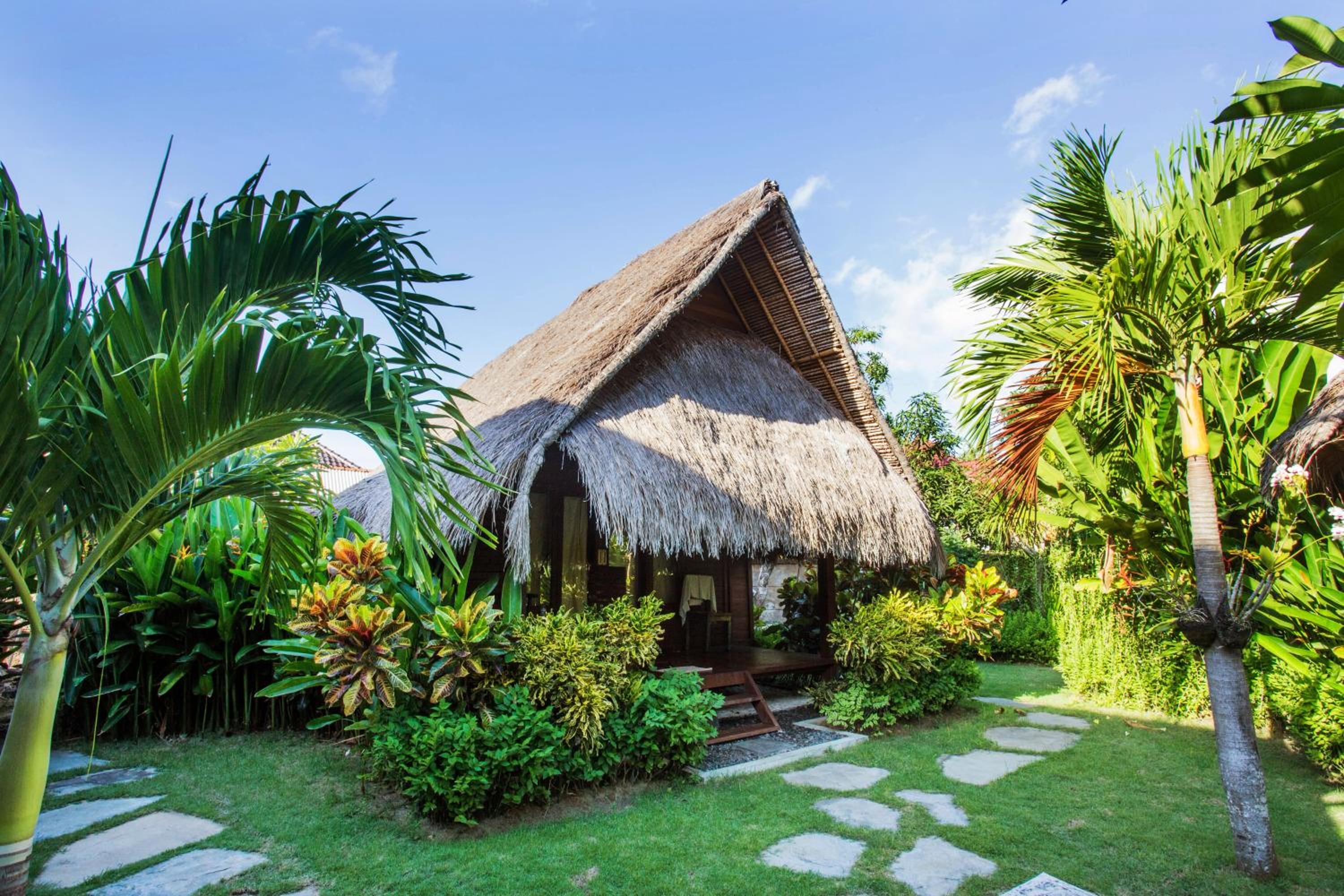 TS Hut Lembongan