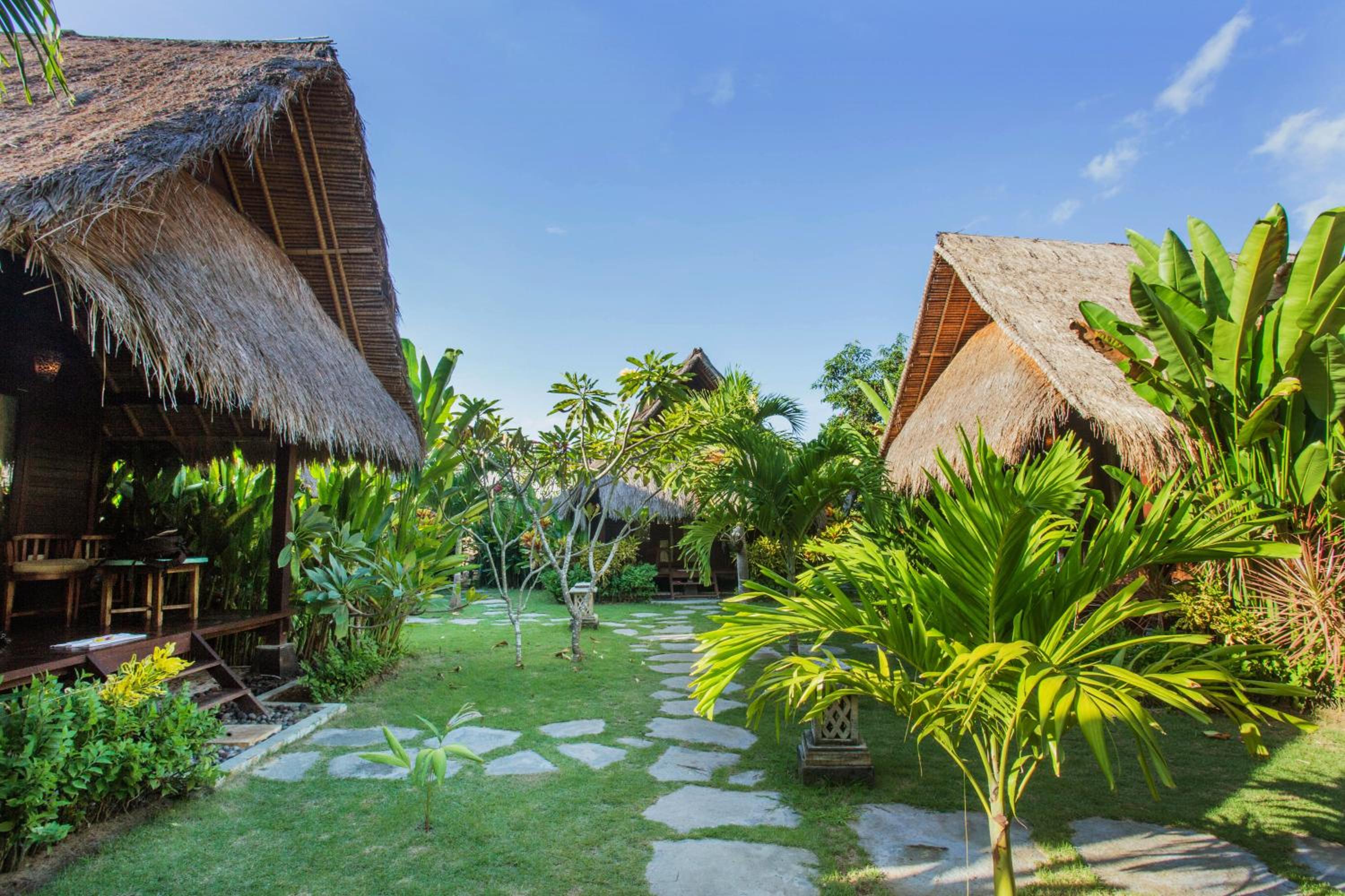 TS Hut Lembongan