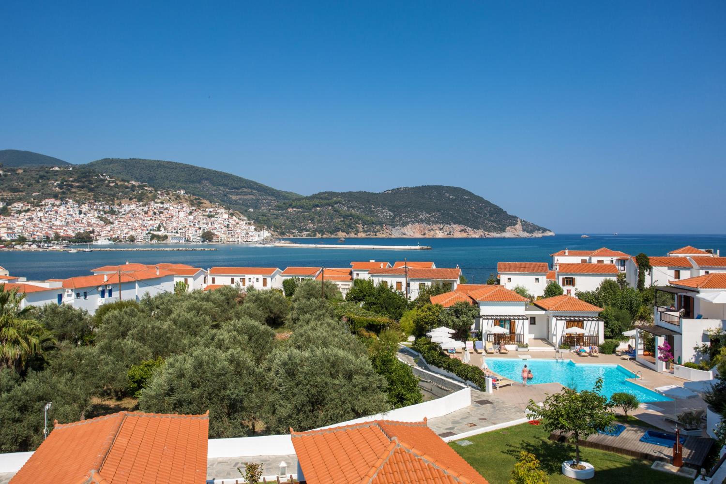 Péra Skopelos - Péra ex Maistros view 3