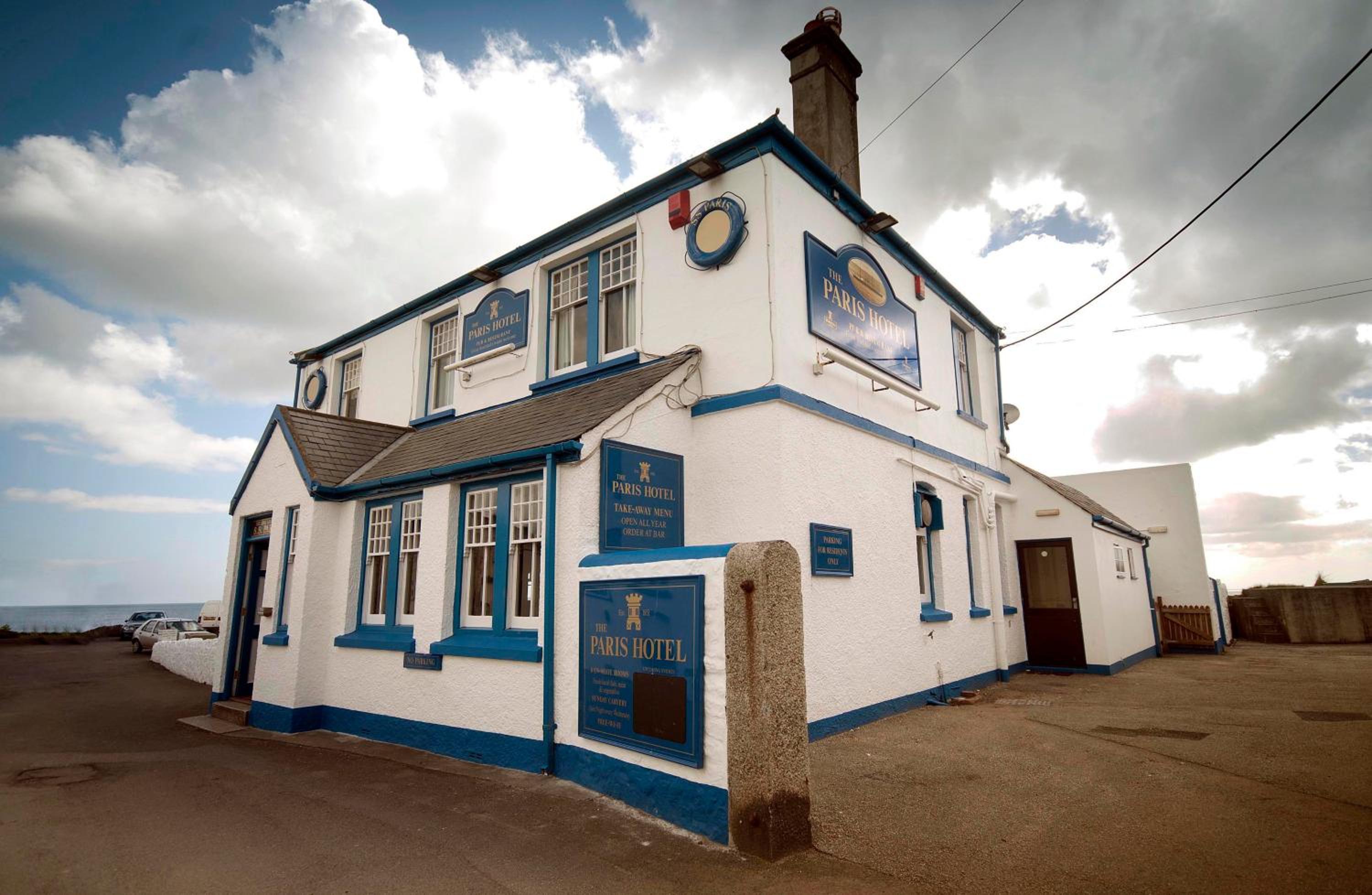 Hotel The Paris Hotel - Image 1