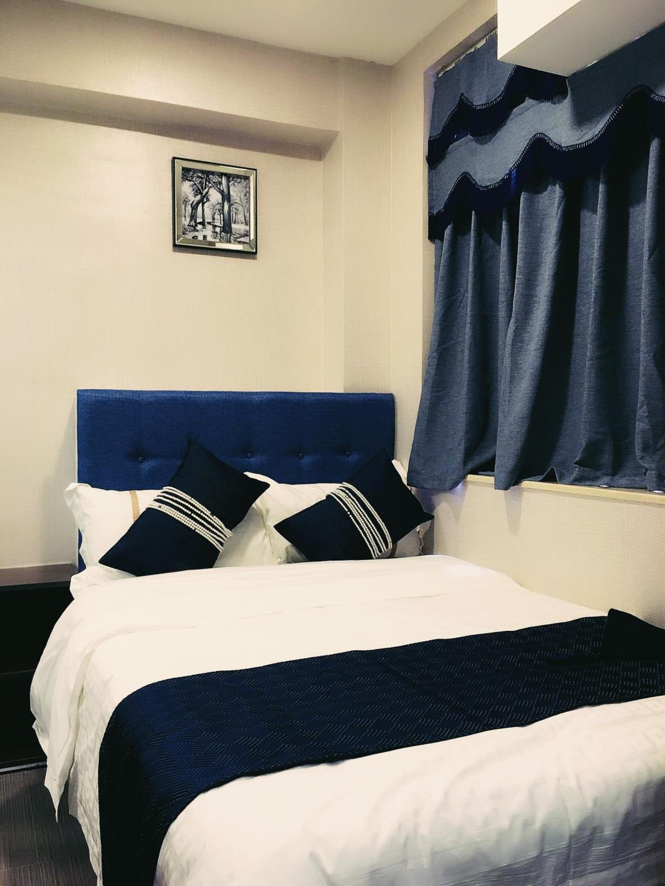 Seasons Hotel