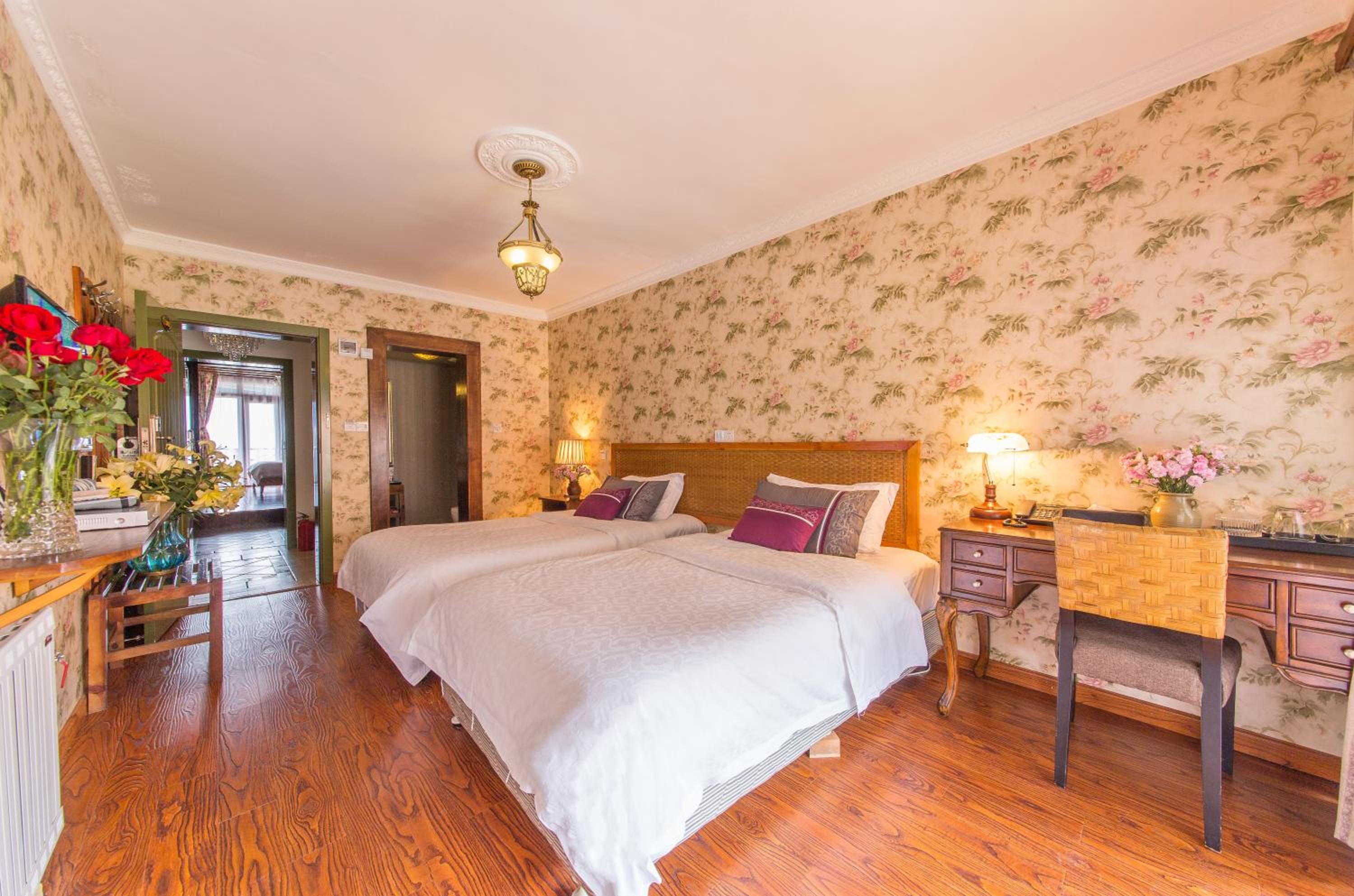 Lugu Lake In Love Inn Hostel