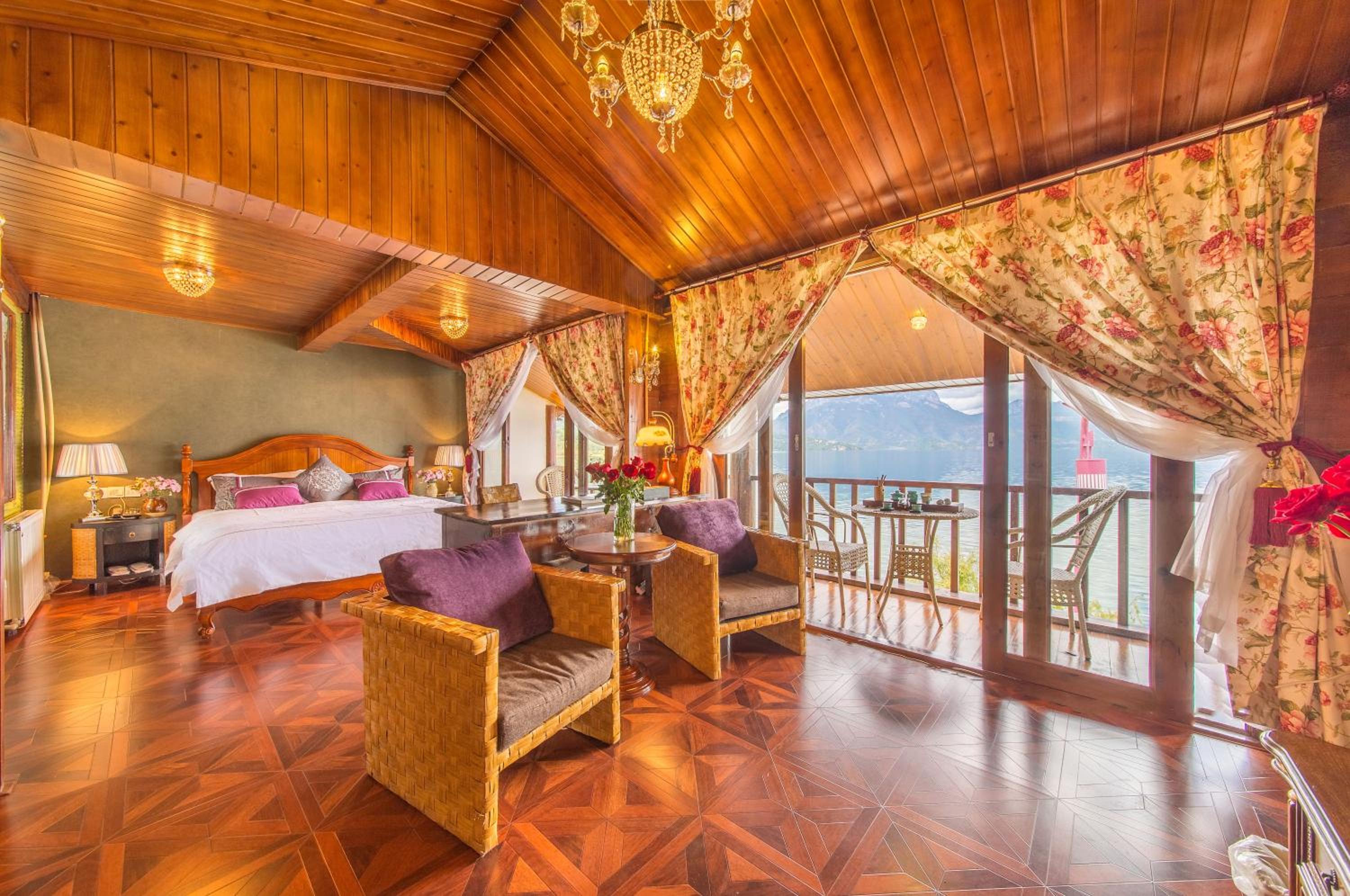 Lugu Lake In Love Inn Hostel