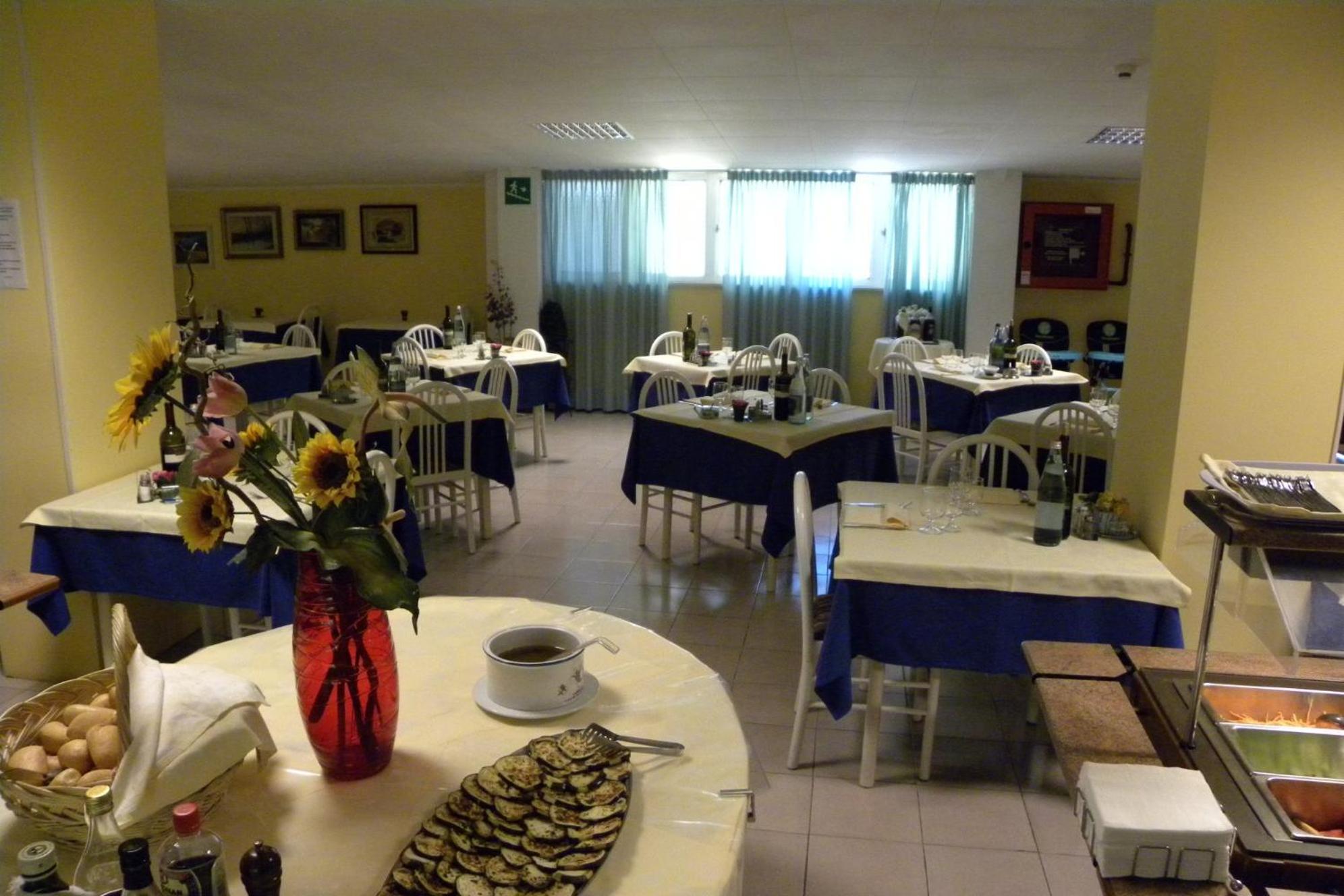 restaurant