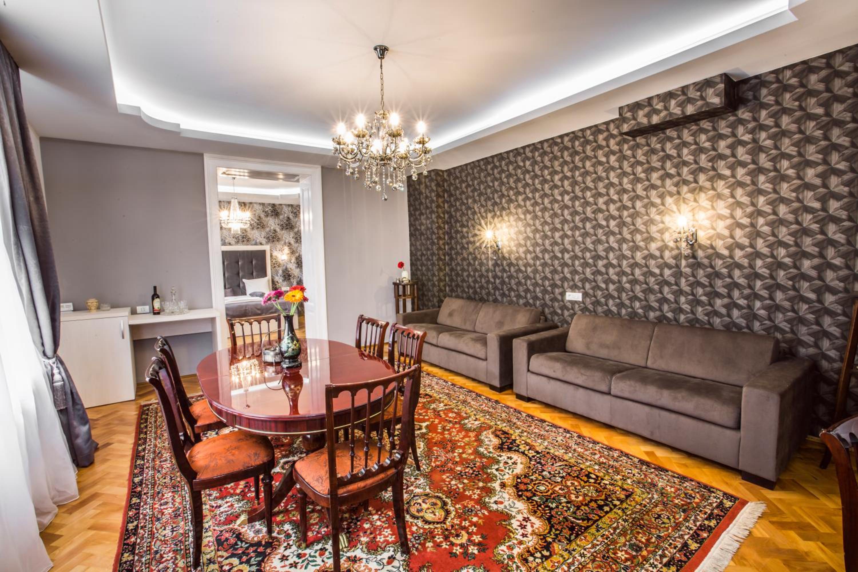 Mozart & Bach Historic Apartment view 2