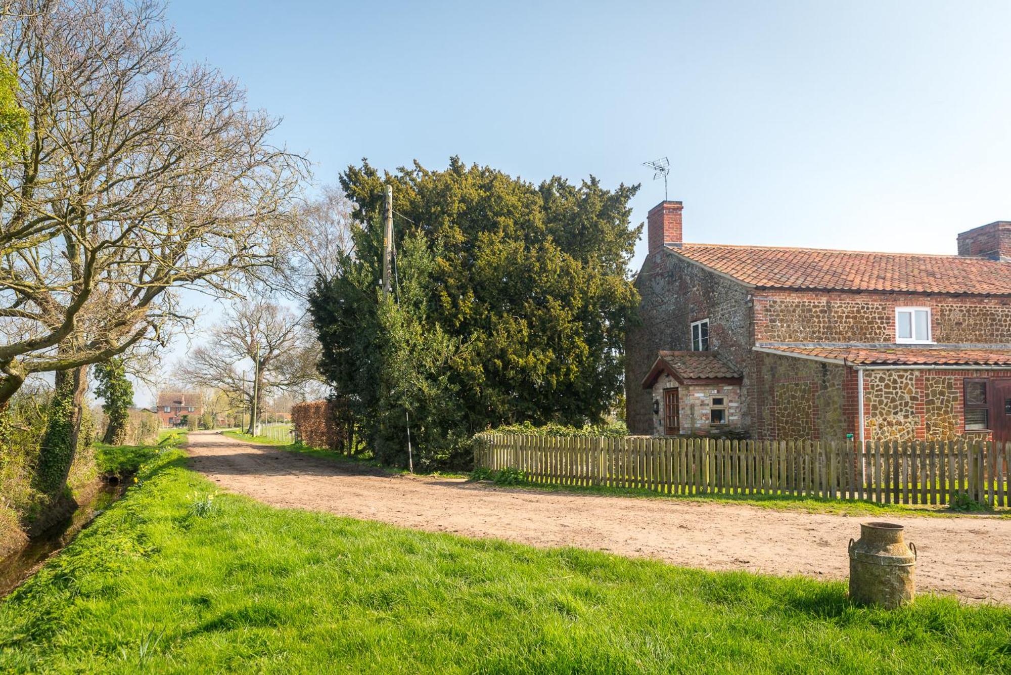 Little Abbey Farm