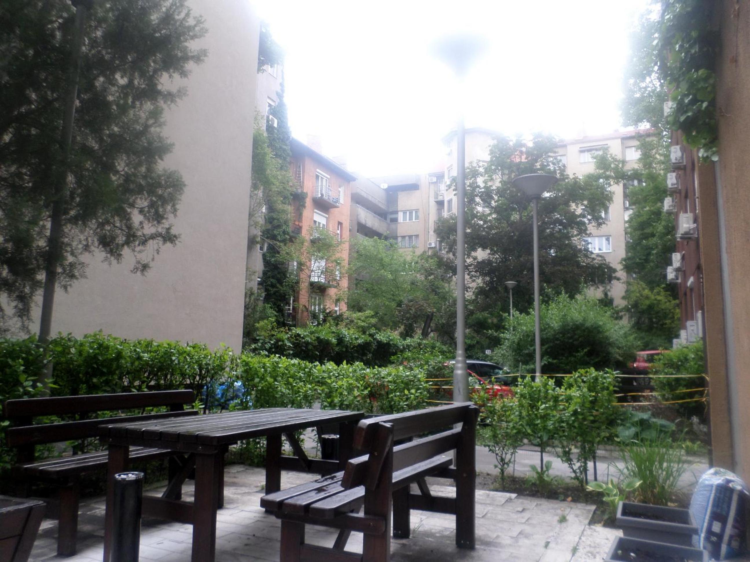 Apartments Leslie