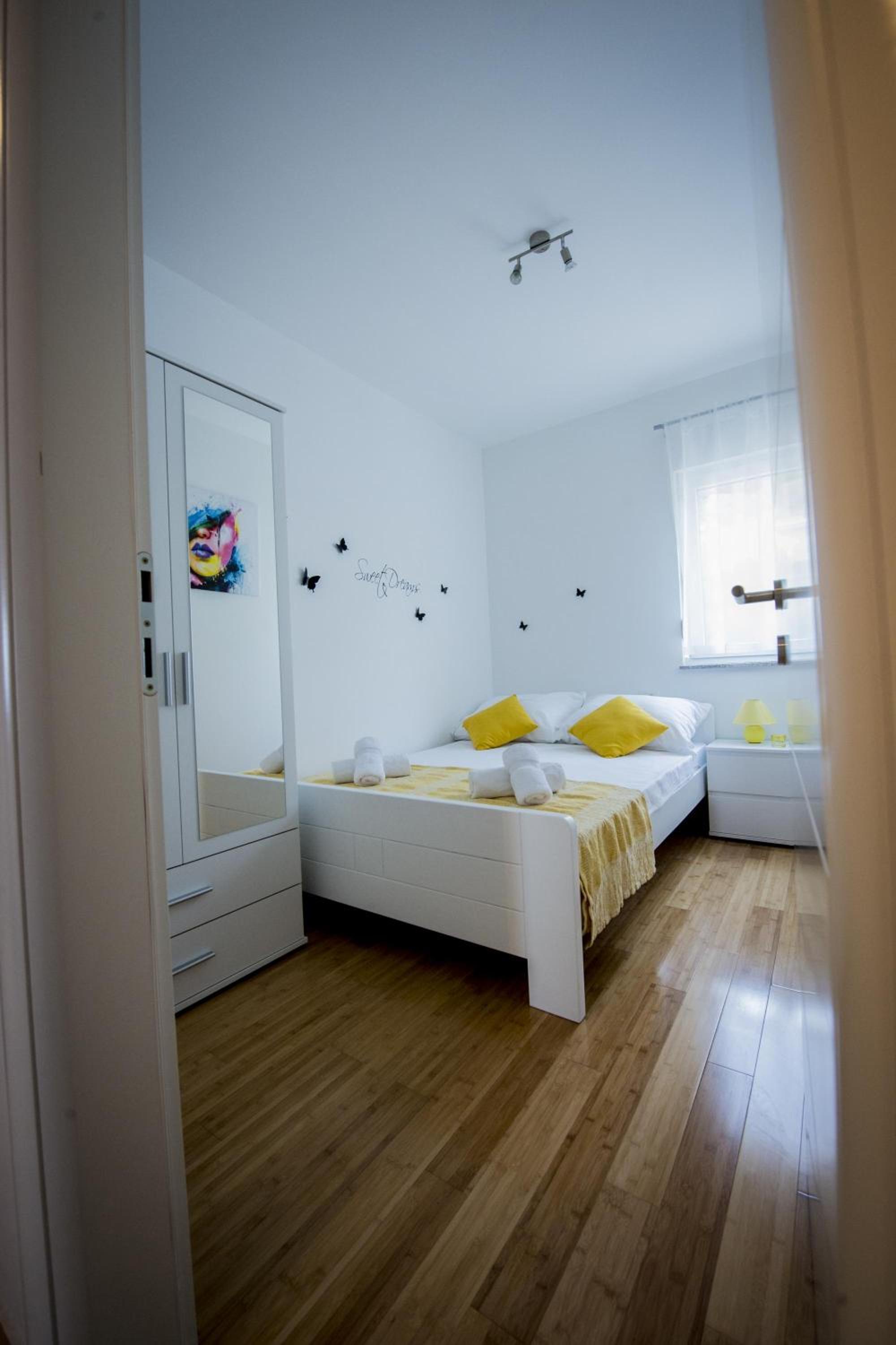 Apartment Luka