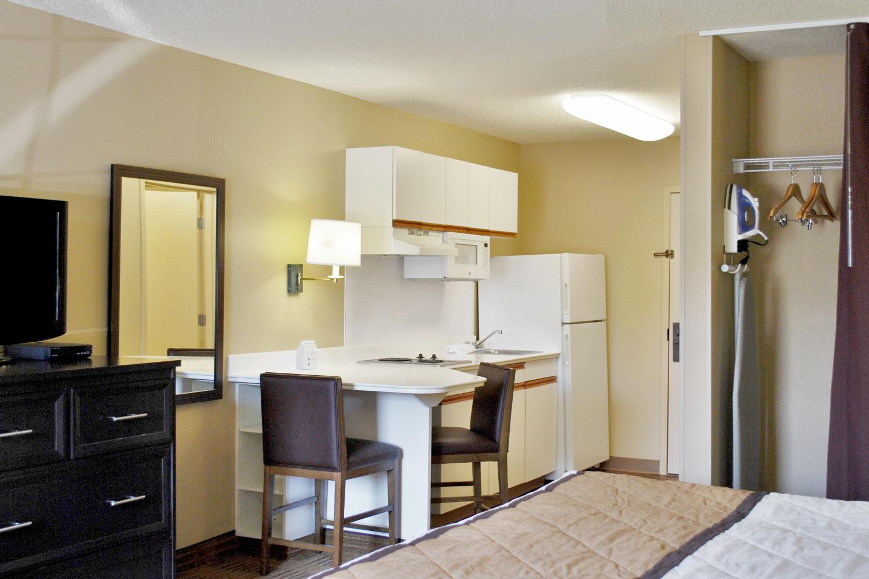 Extended Stay America Suites - Fremont - Fremont Blvd South - Property Image 11