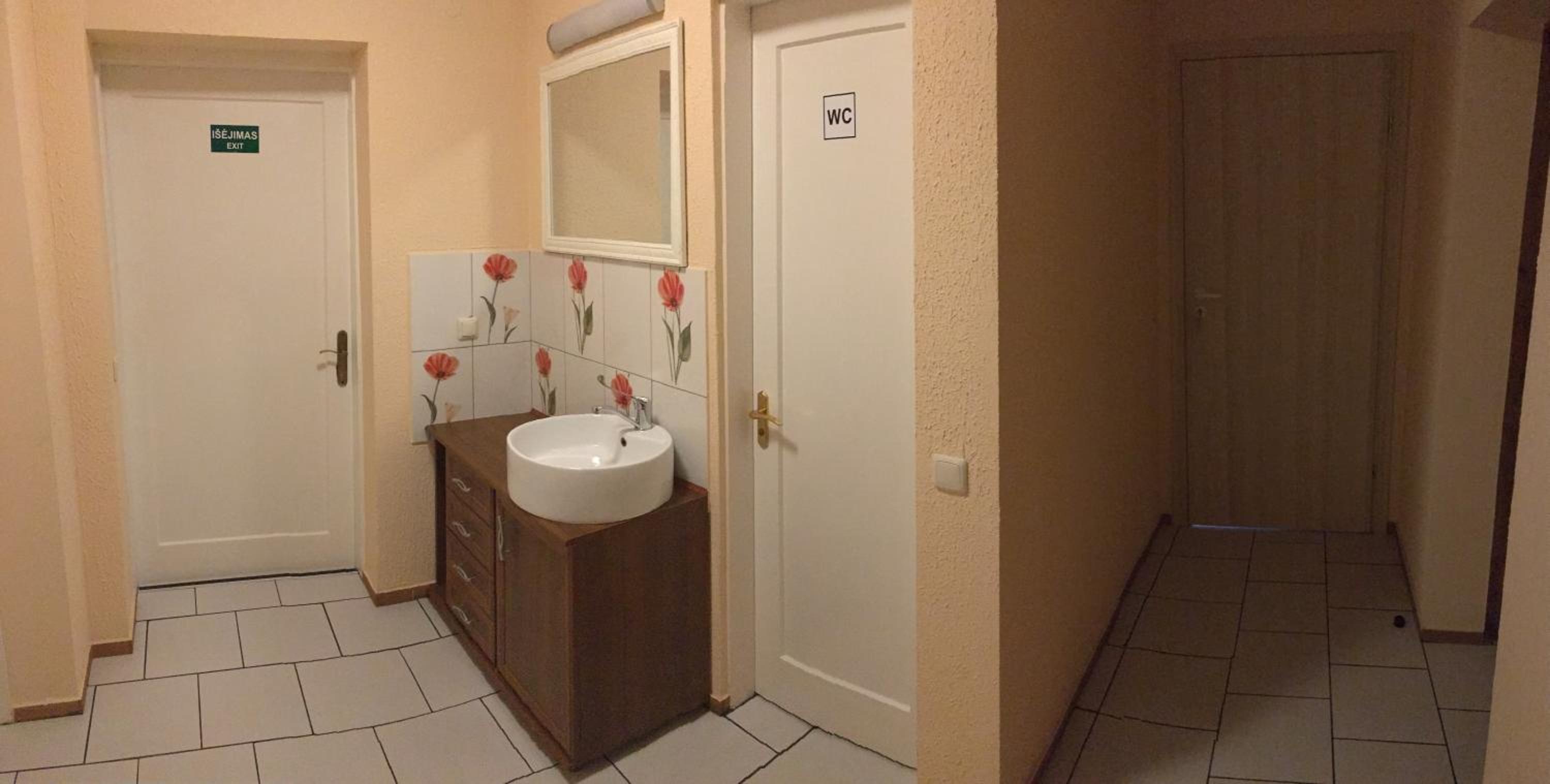 Photo 36