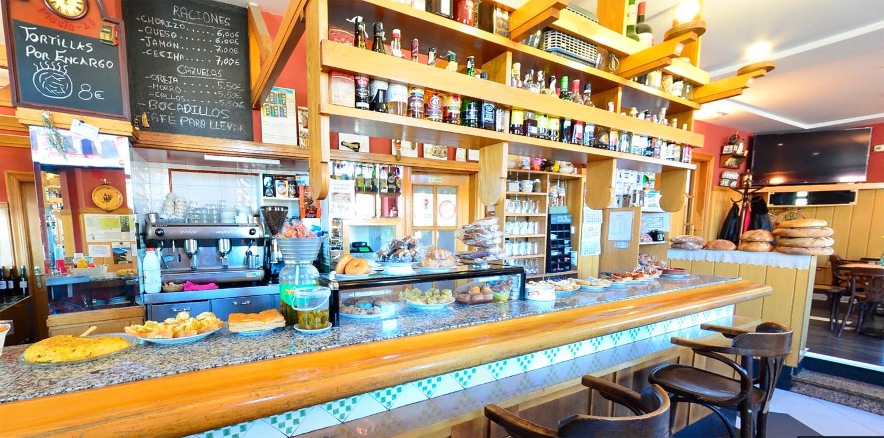 Hostal Bar Stop