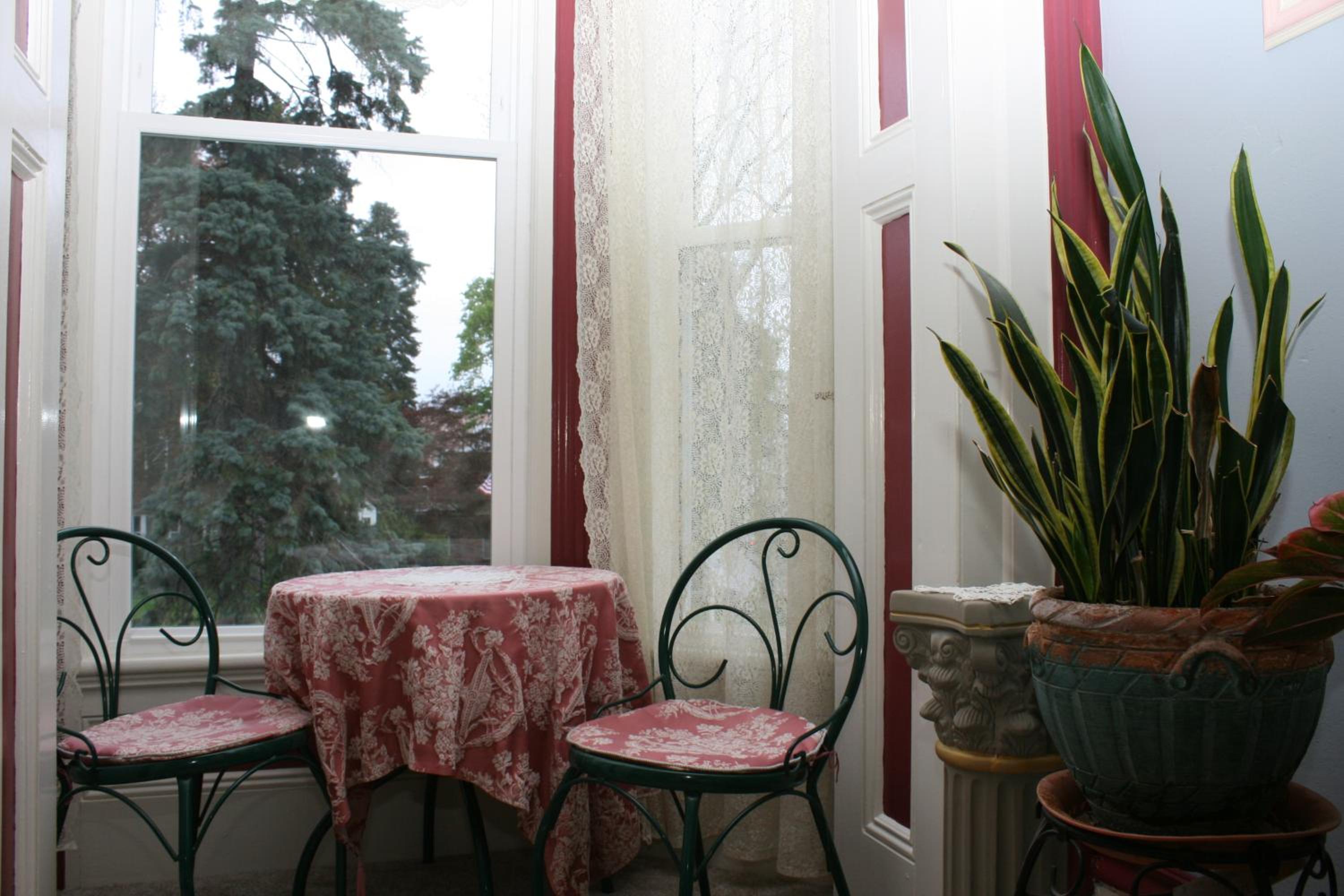 The Gridley Inn B&B