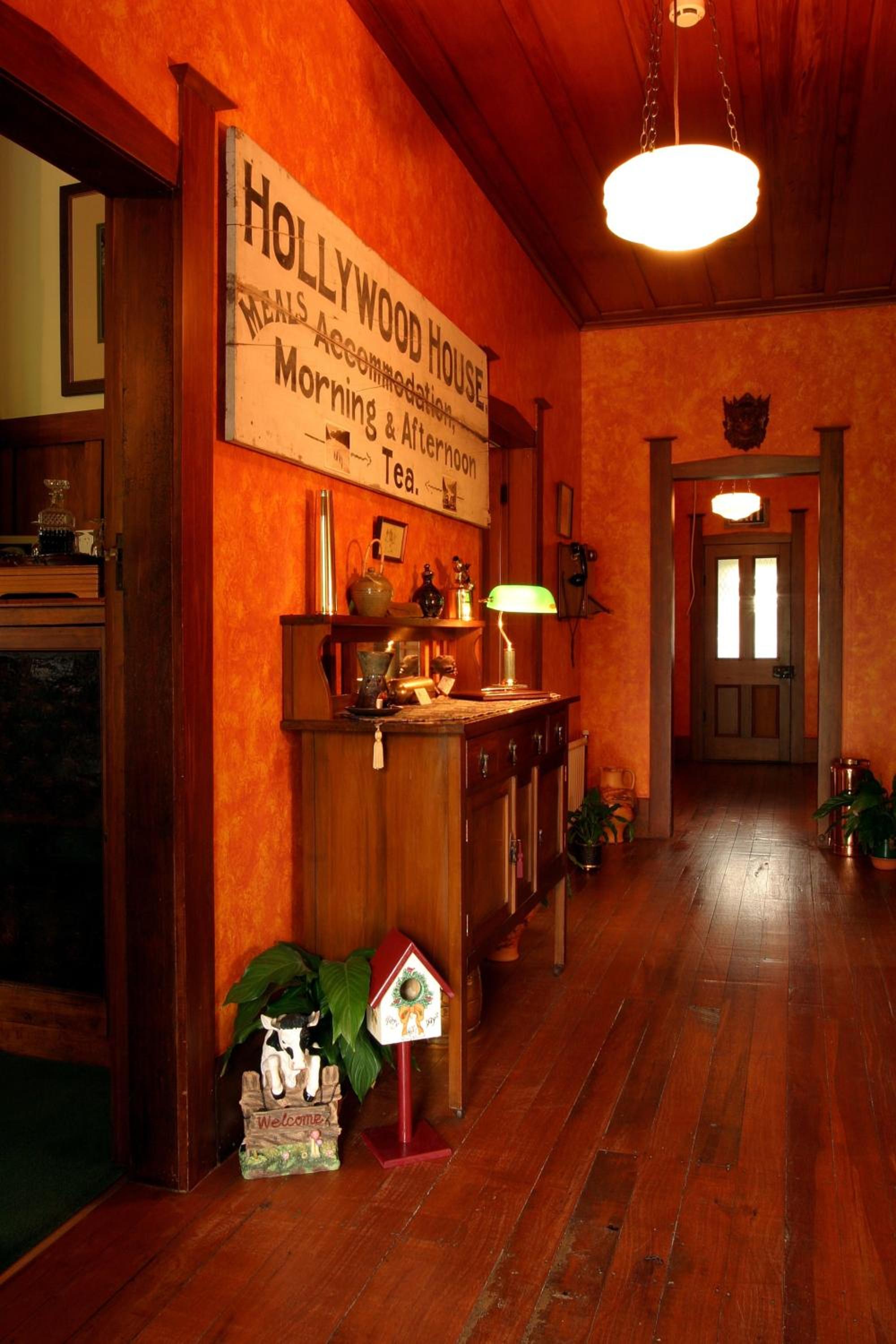 Holly Homestead B&B
