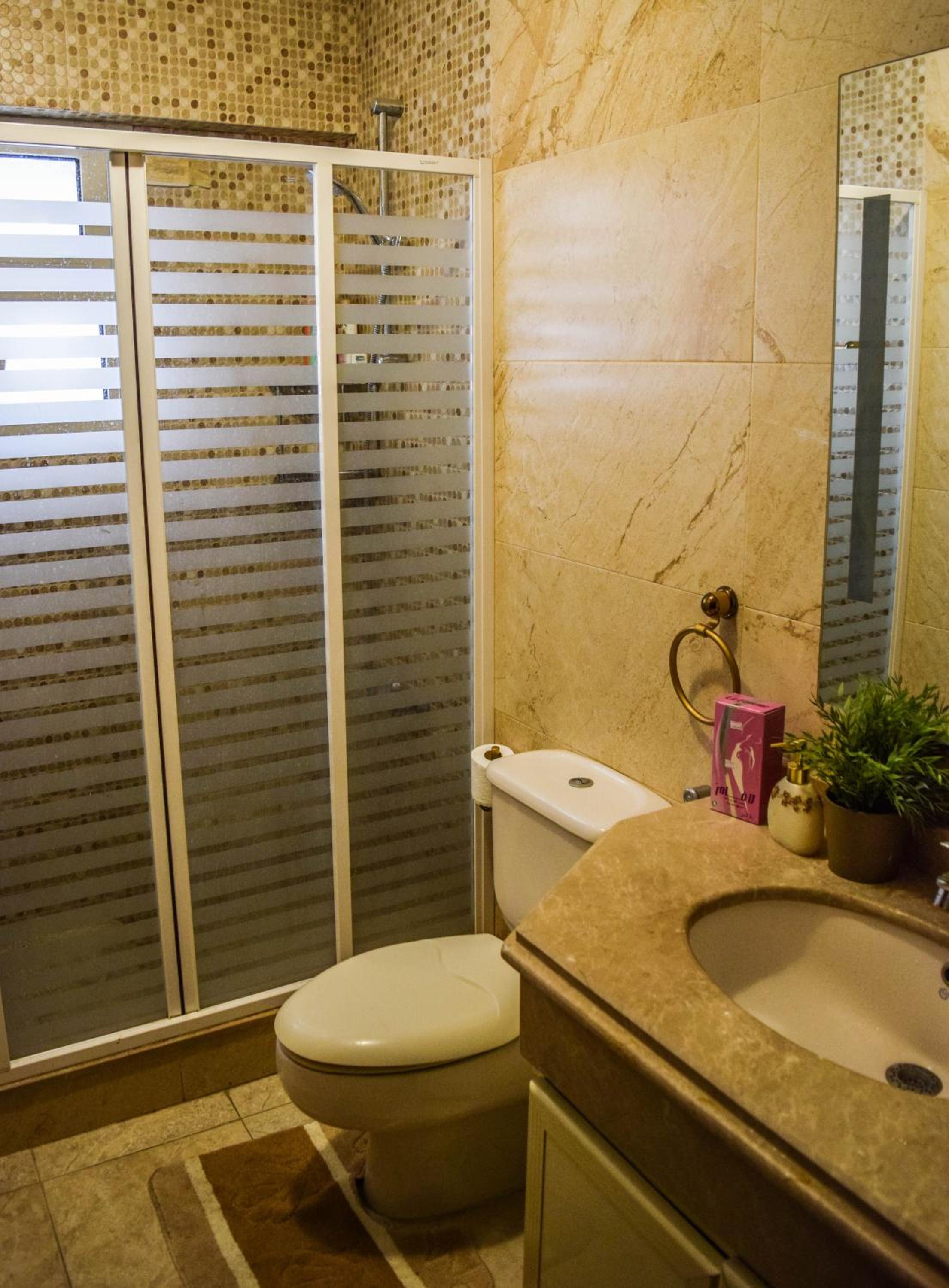 Shata Apartment - Families Only