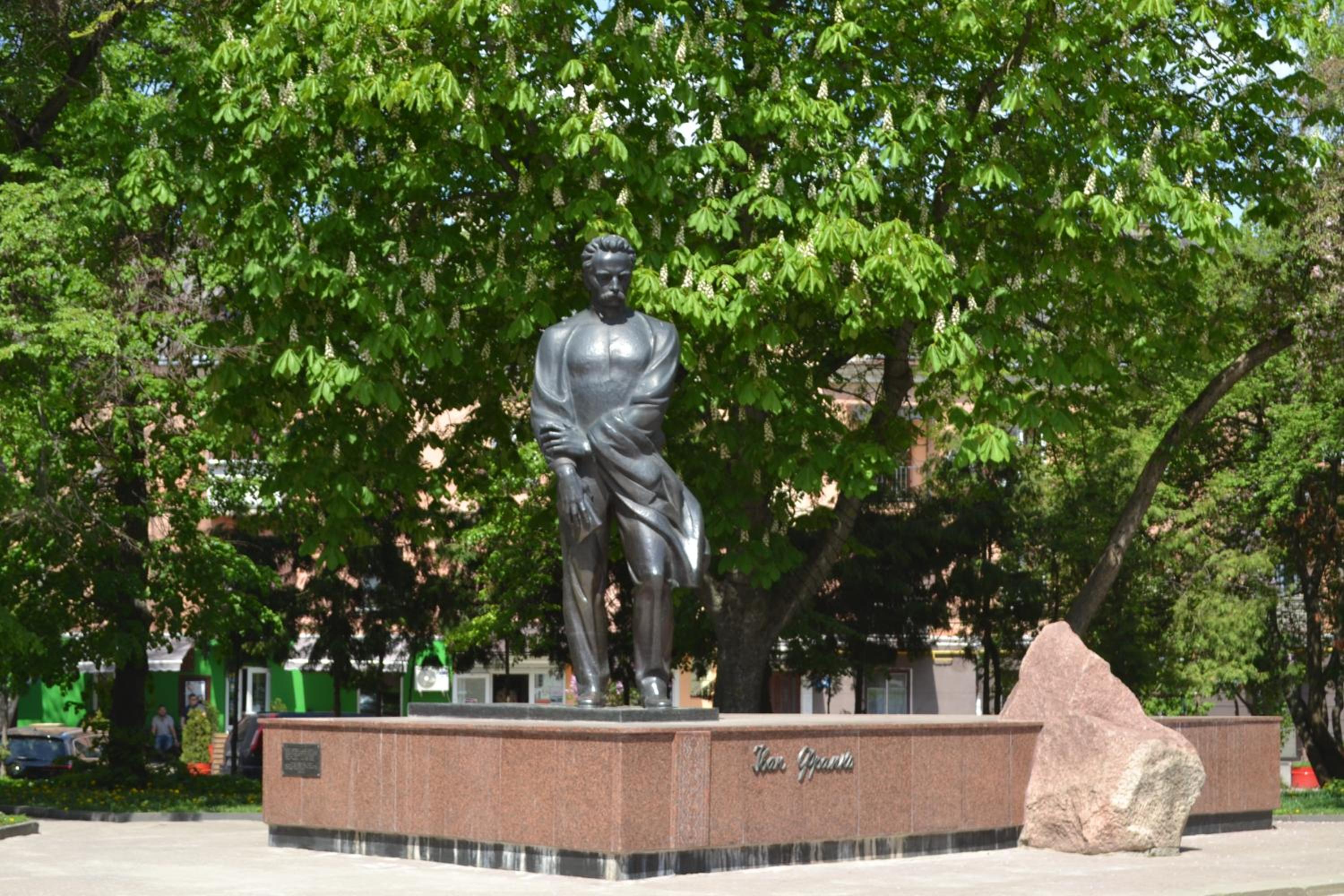 Photo 33