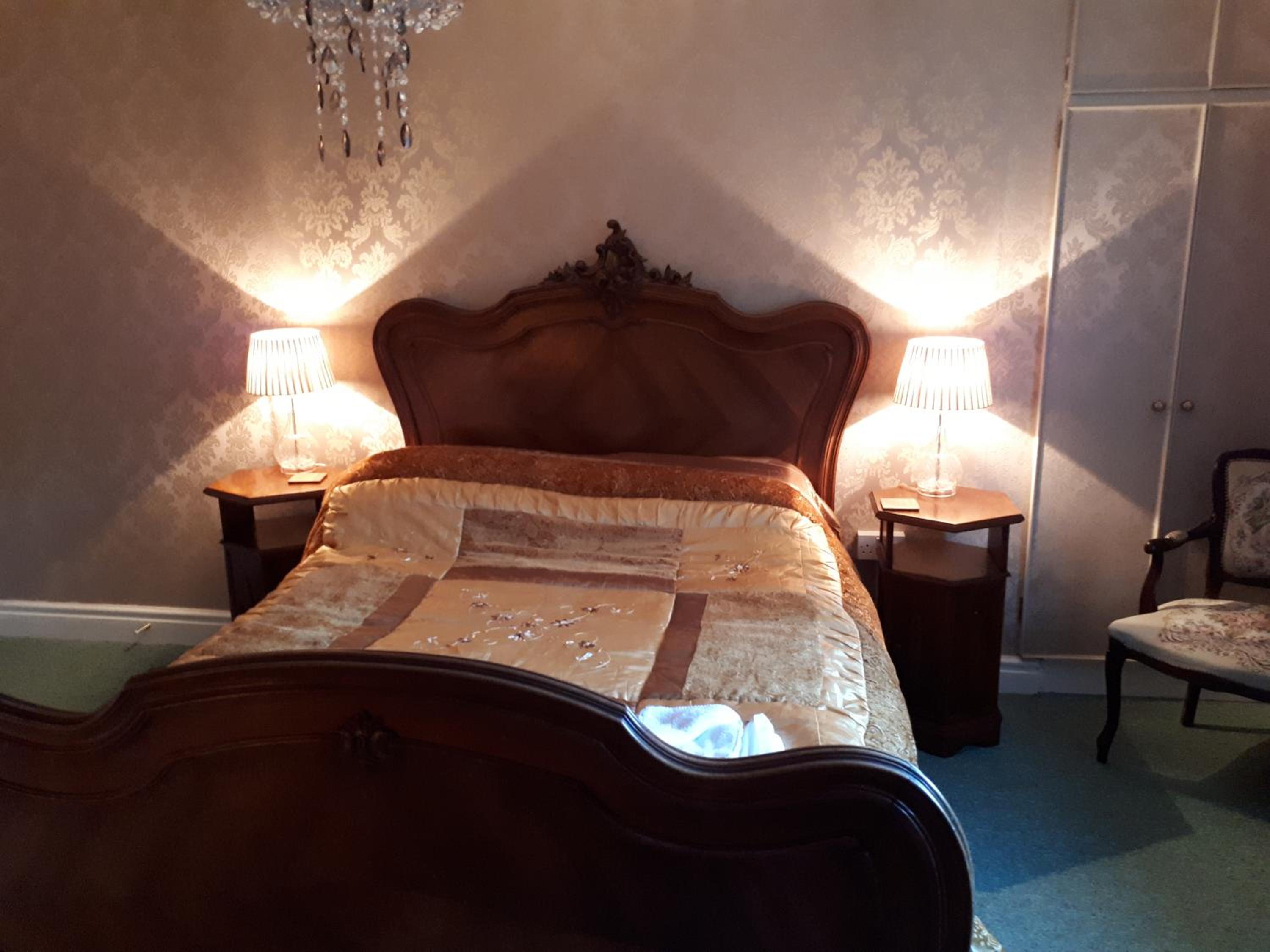 Llew Coch B&B formerly The Red Lion inn