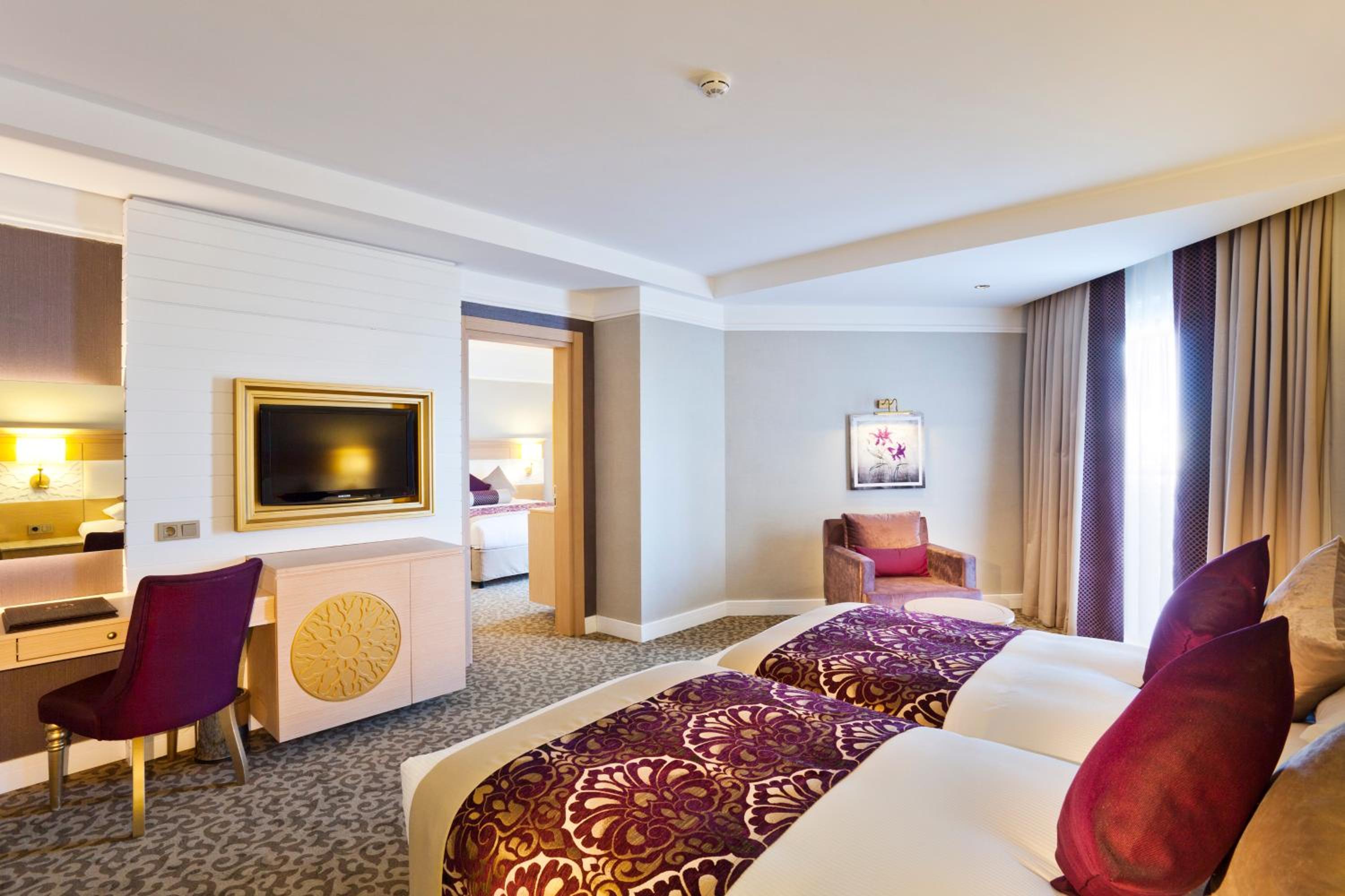 Villa Side Residence - Image 88