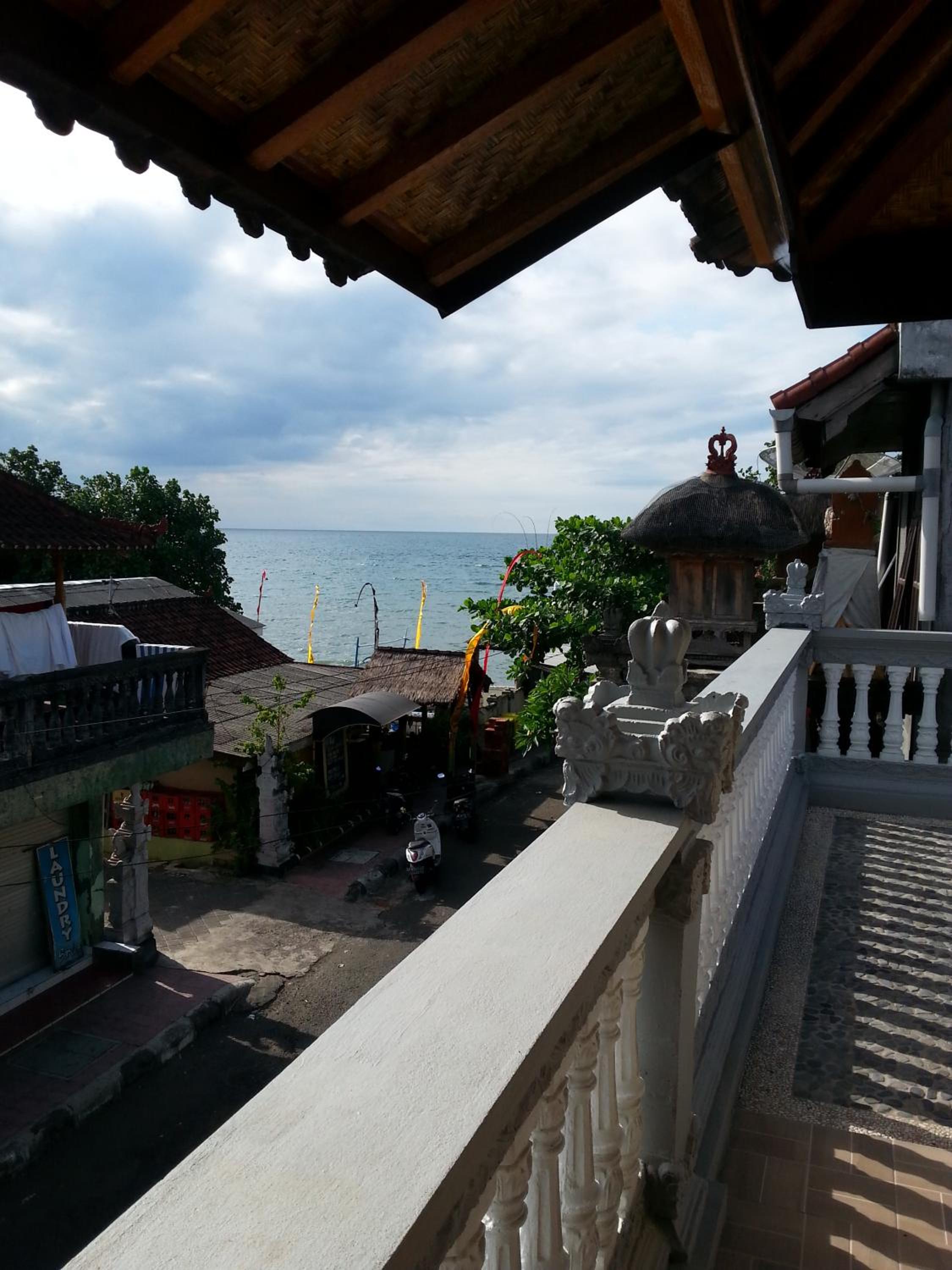 Puri Mandhara Lovina