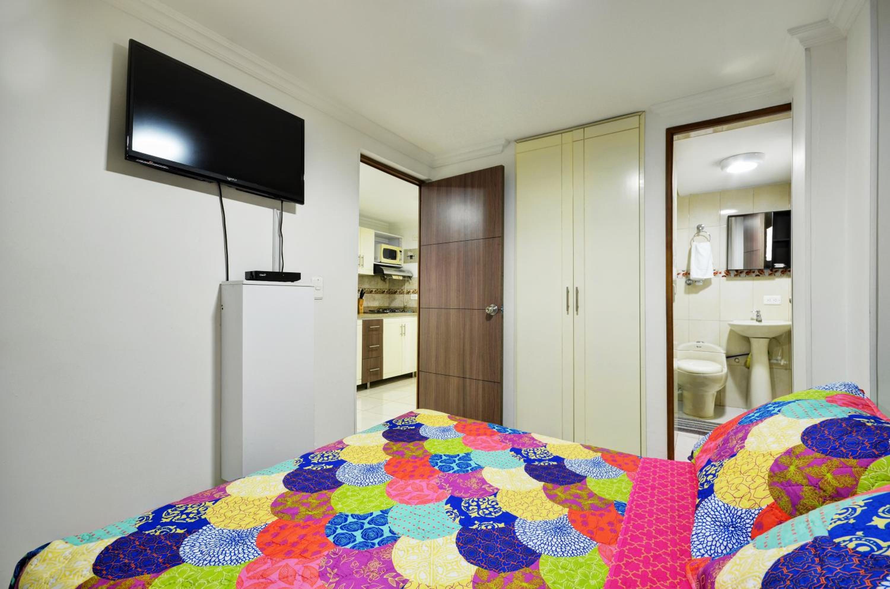 Apartamentos Amoblados JG de la 70