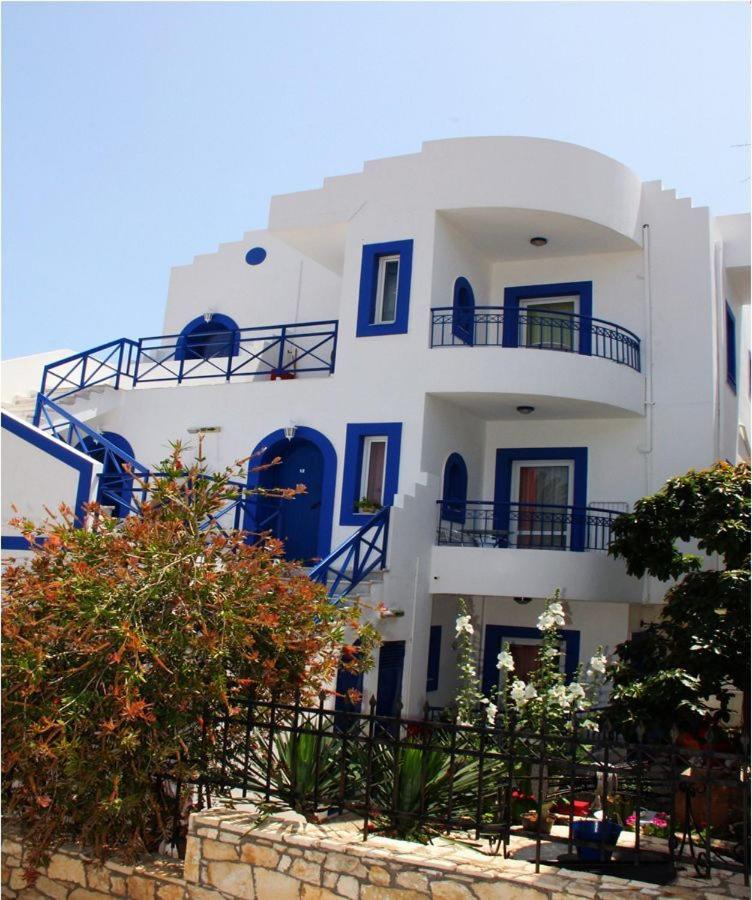 Psaras Apartments