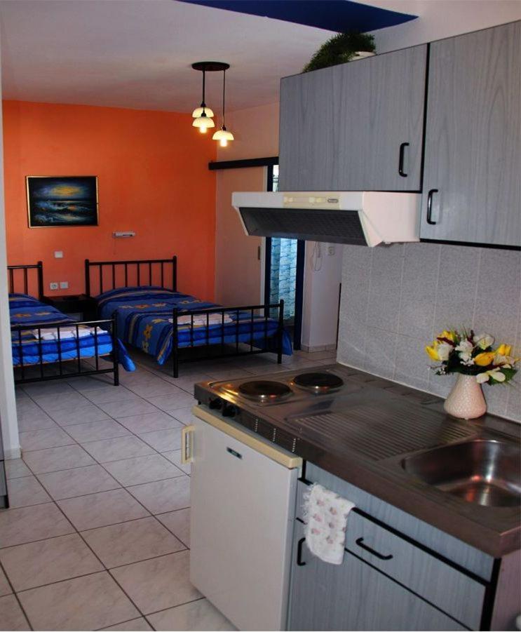 Psaras Apartments