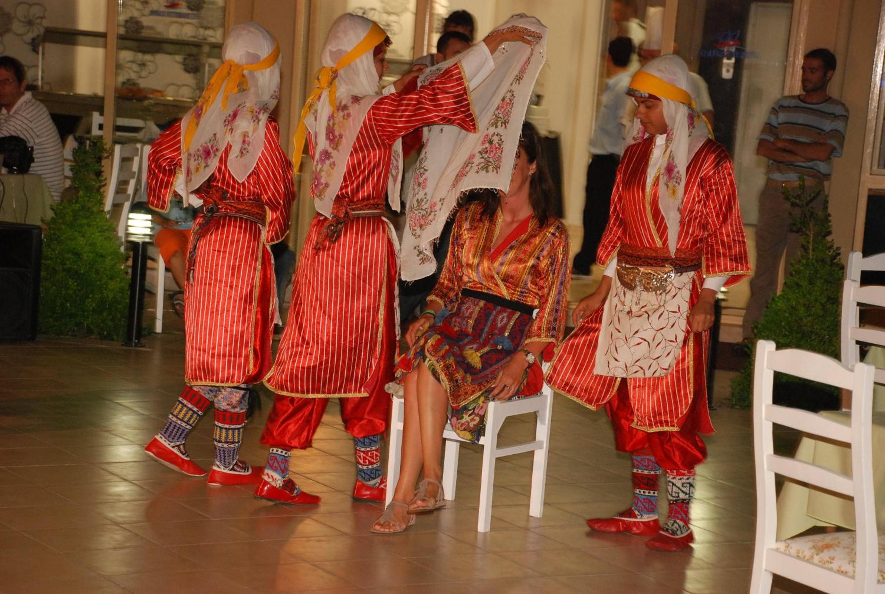 Ark Apart and Suite Hotel - Image 111