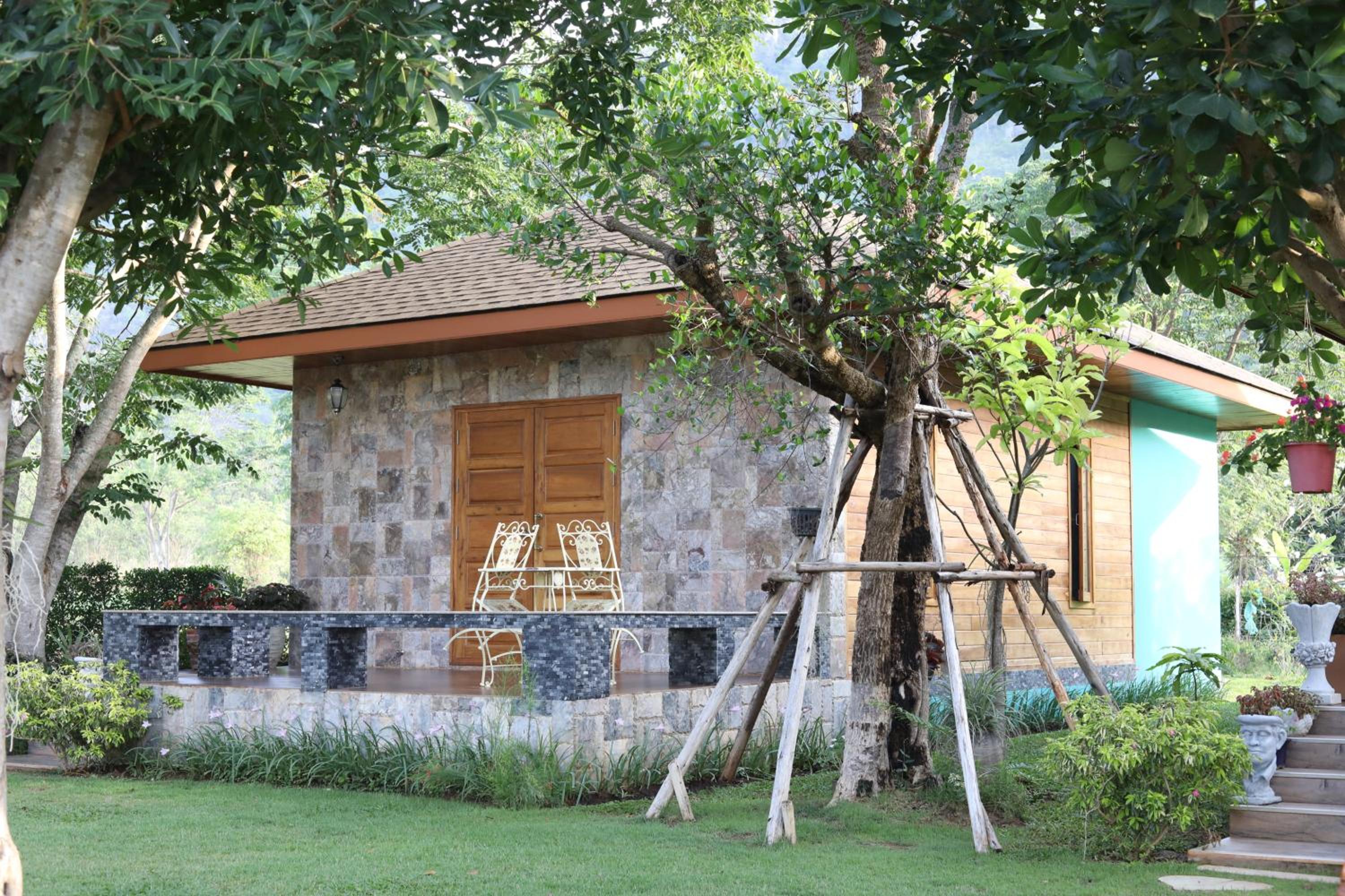 Hotel Phachuanchom Resort Khaoyai - Image 1