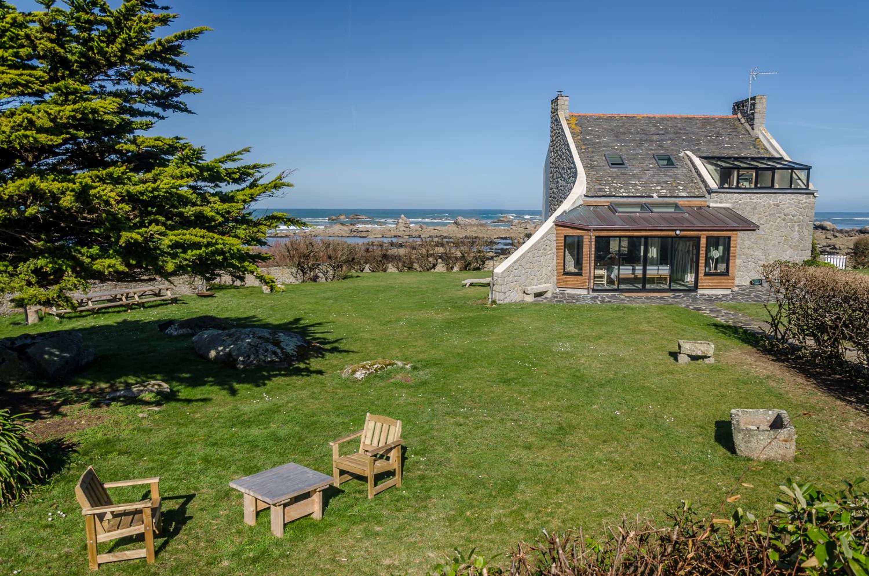 Maison de La pointe view 2
