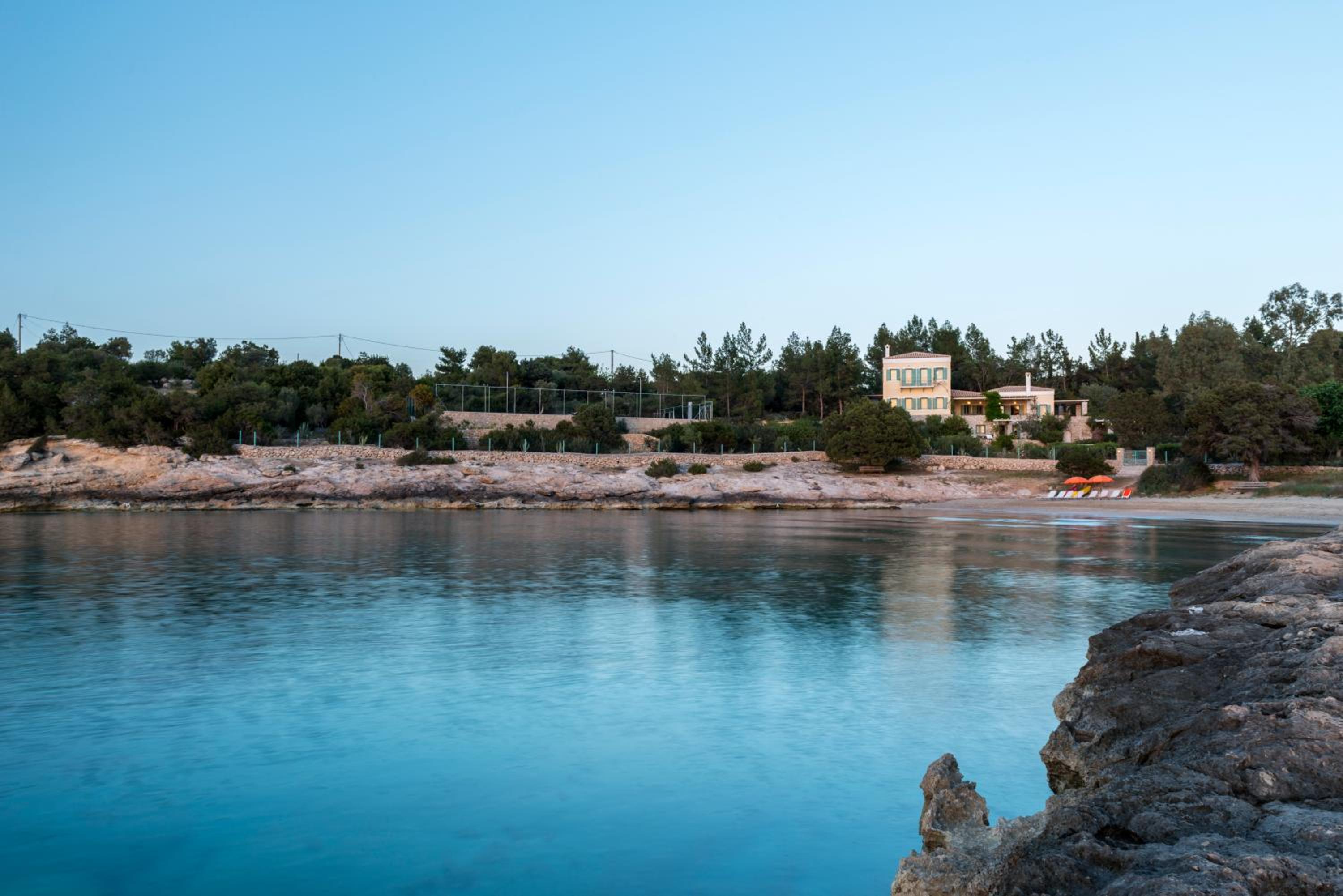 Electra Beachfront Villa