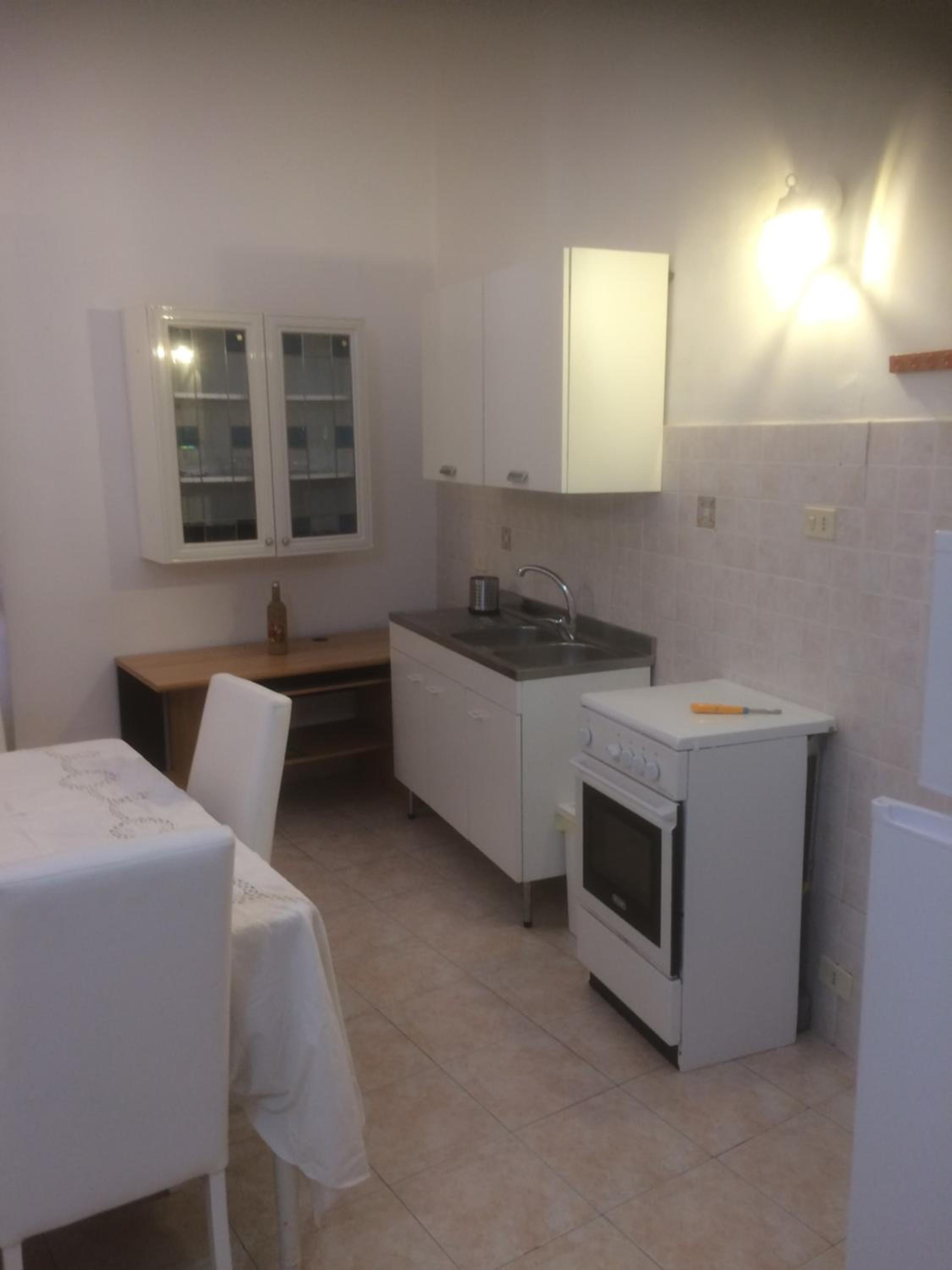 WHOLE HOLIDAY HOME APARTMENT FANTASTIC CIVITAVECCHIA da Pamino & Priscilla con due Camere letto!