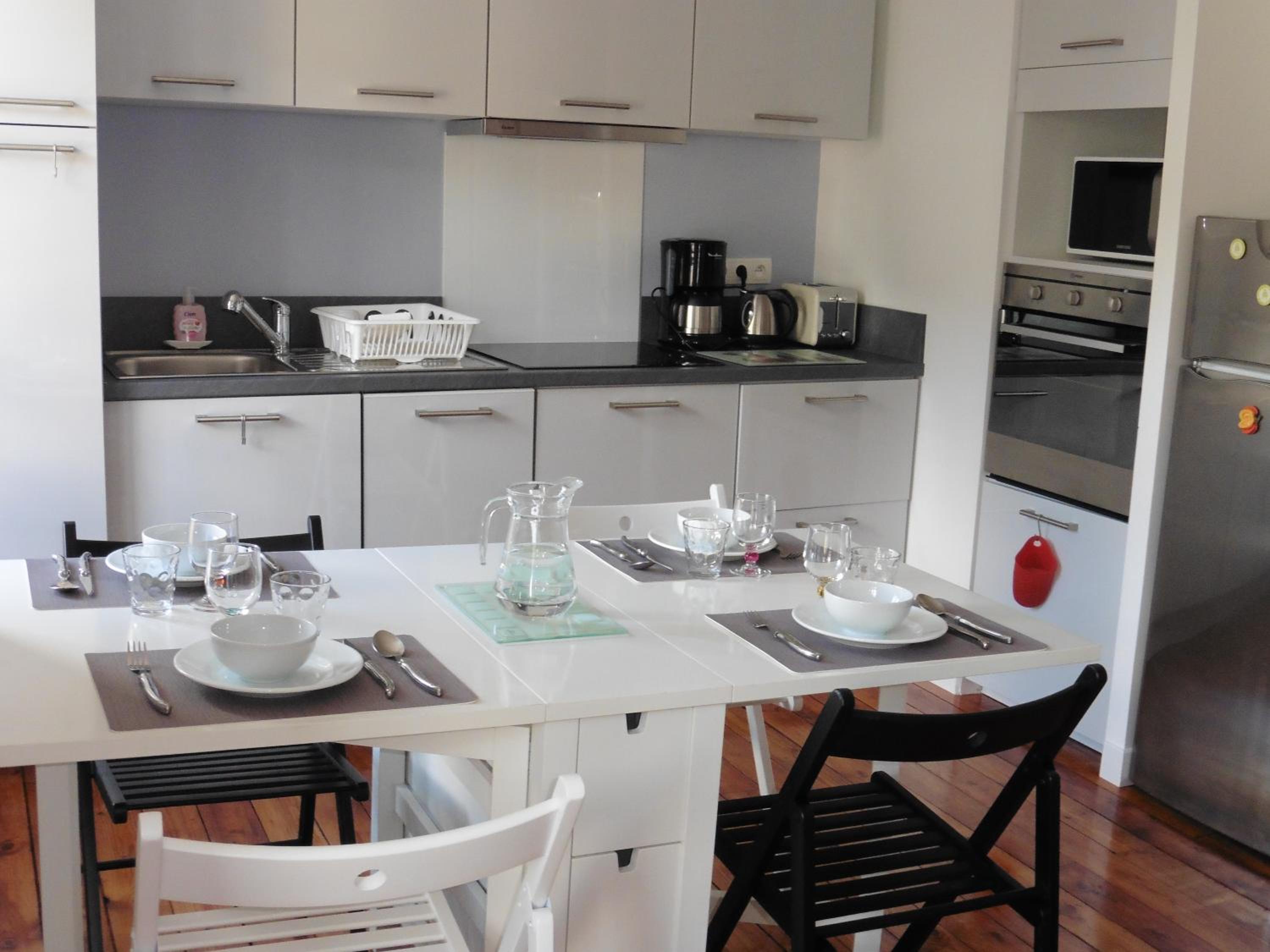 APPARTEMENT T2 4 PERSONNES Wifi et Climatisation view 3
