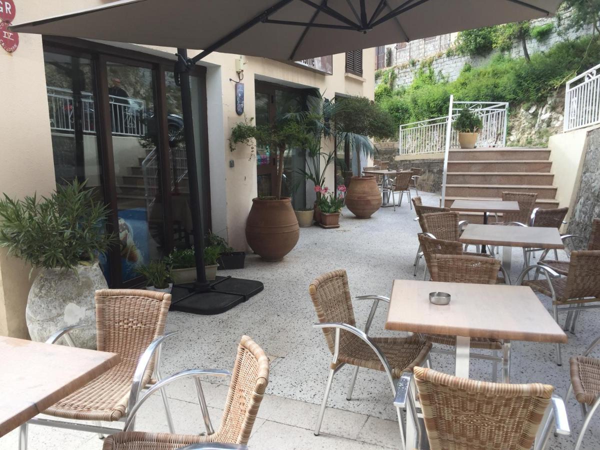 outdoor BBQ area