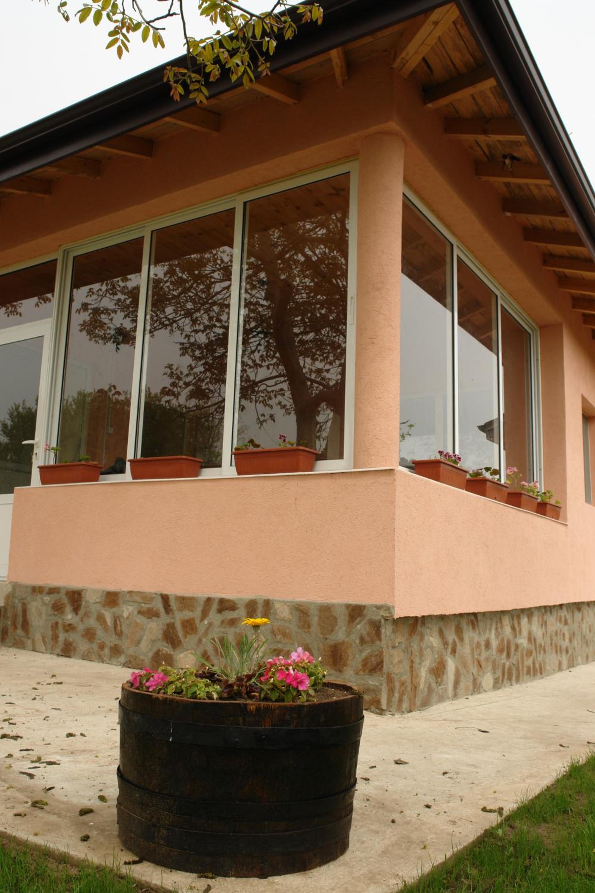 Nadya Holiday Home