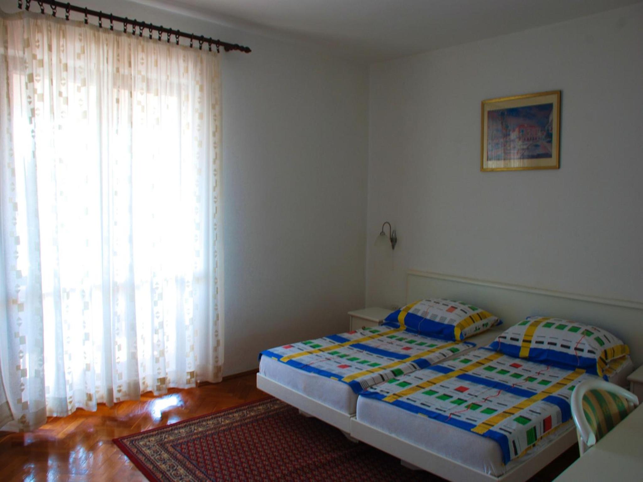 Photo 49