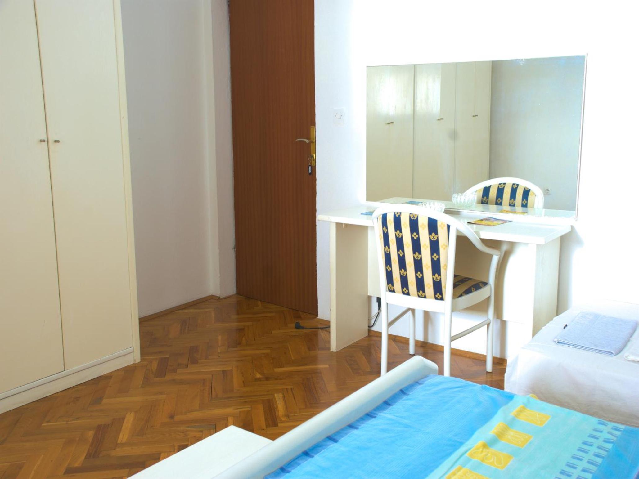 Photo 41