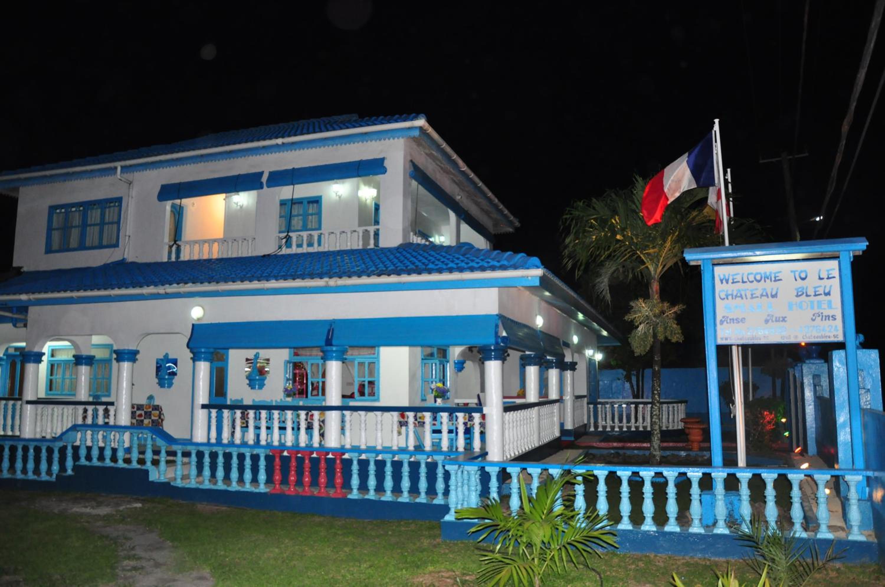 Le Chateau Bleu