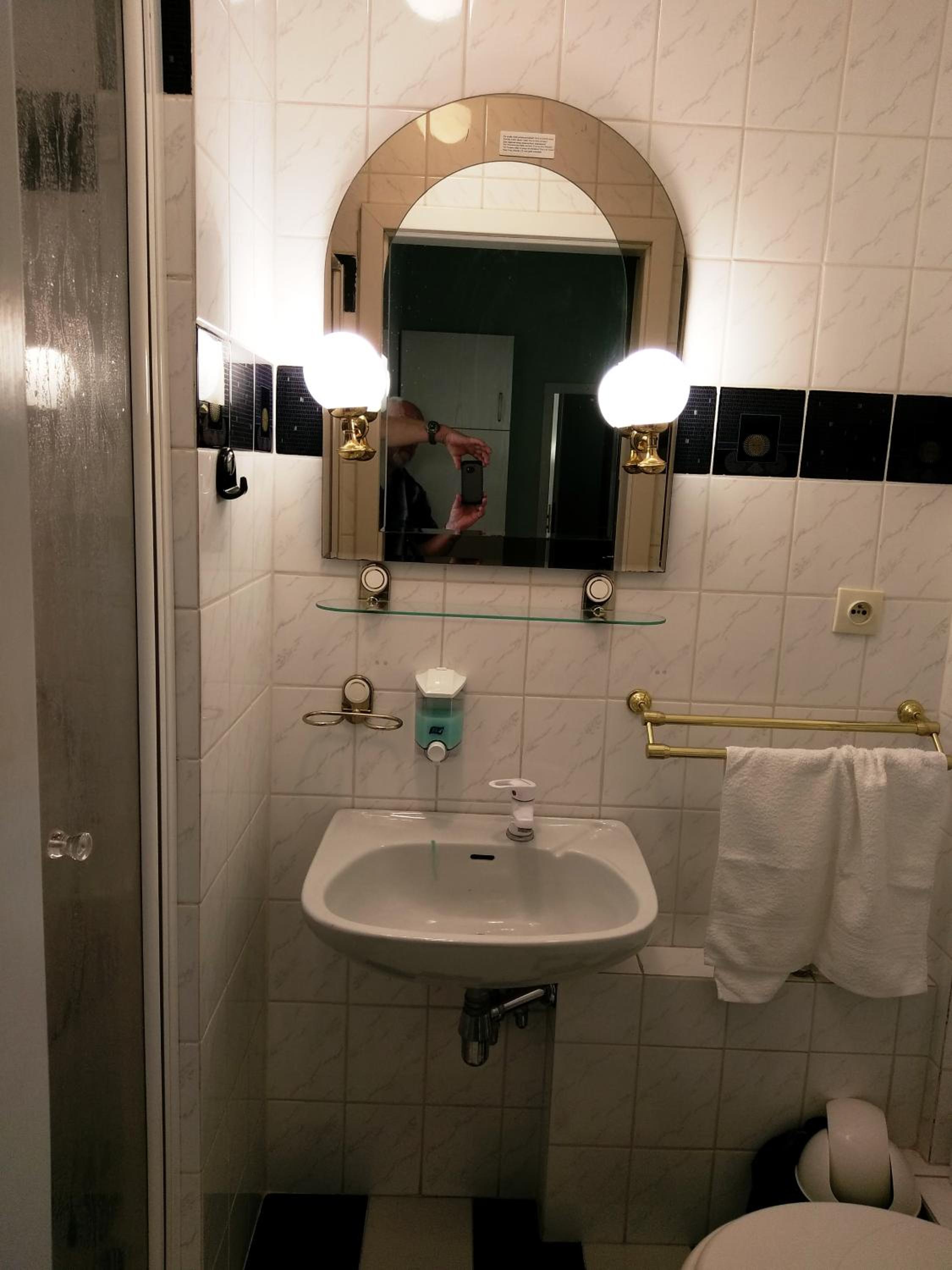 Photo 43