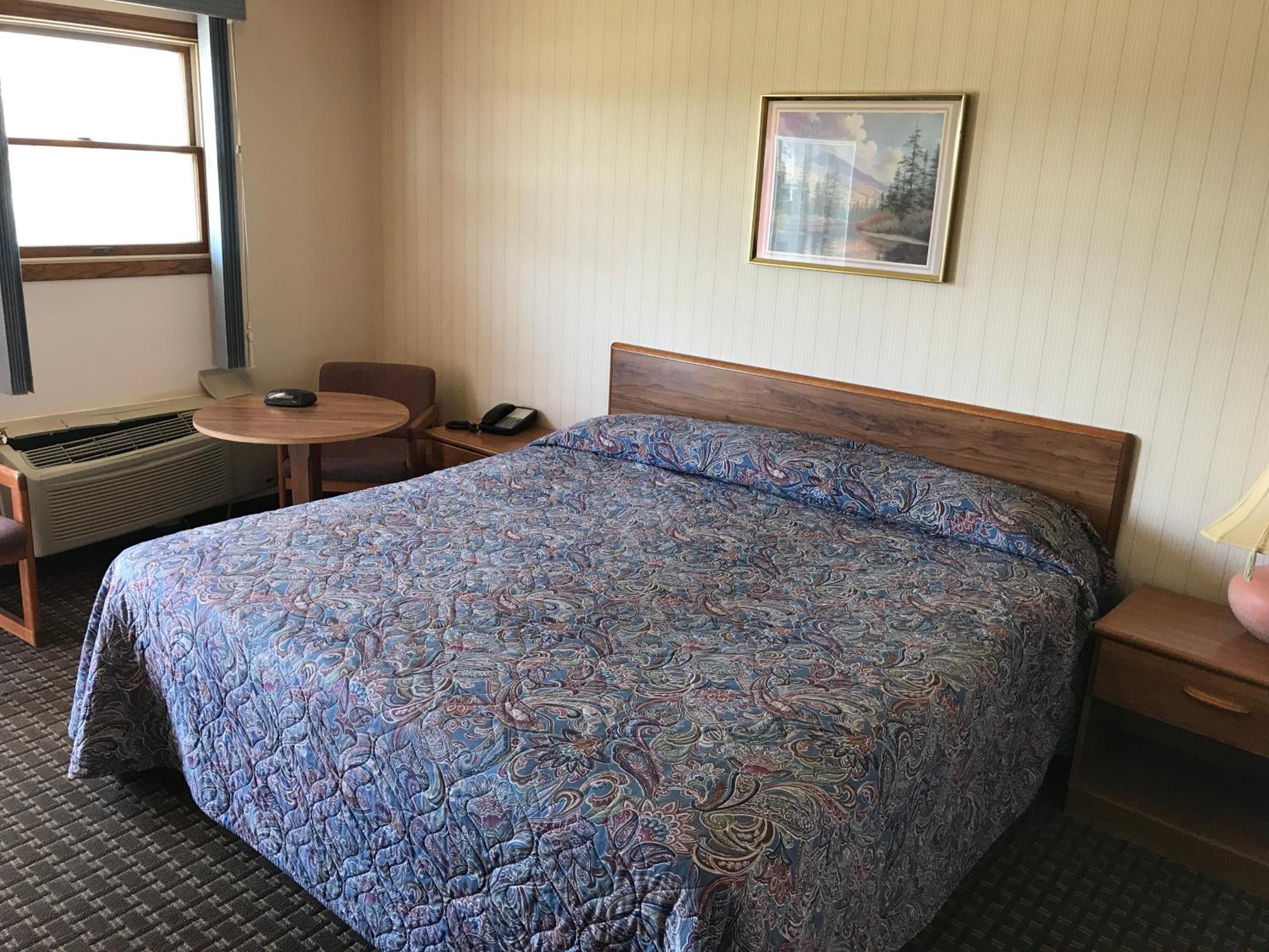 Exxon Quik Stop & Motel