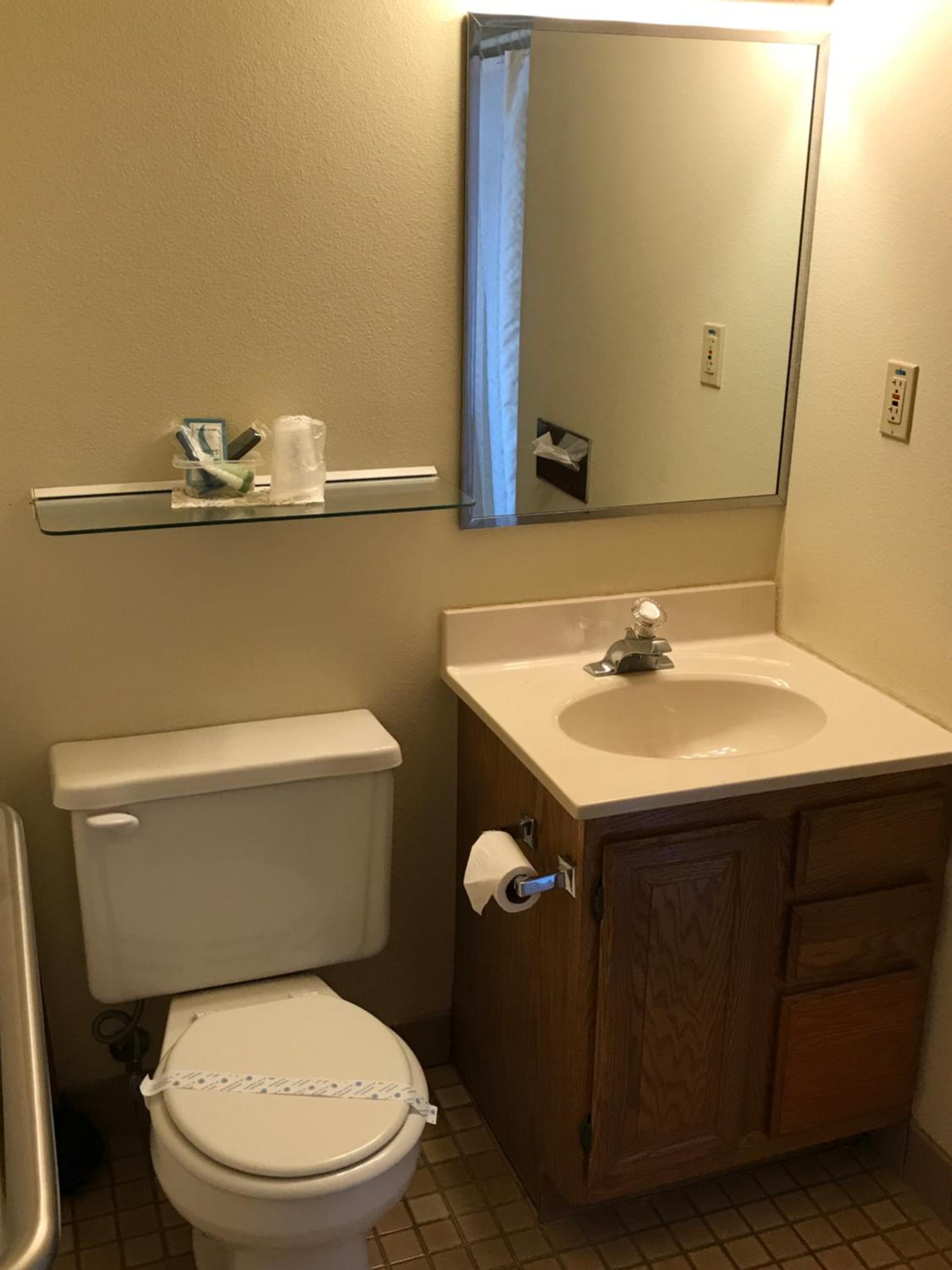 Exxon Quik Stop & Motel