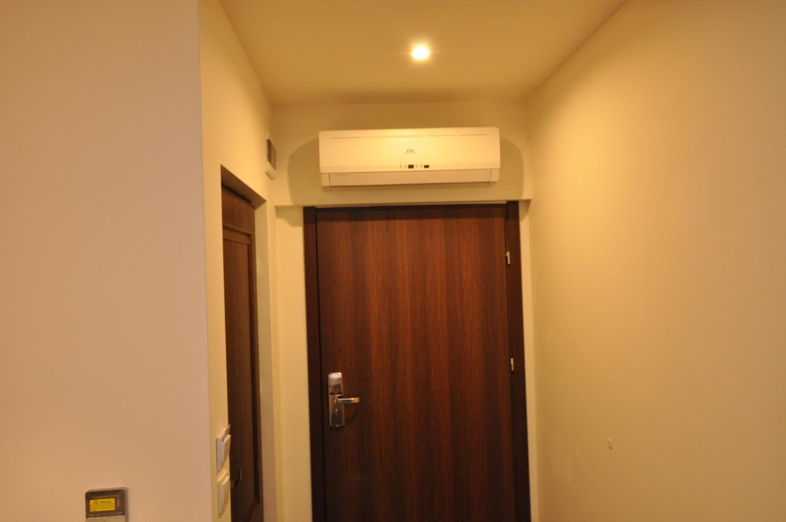 Photo 32