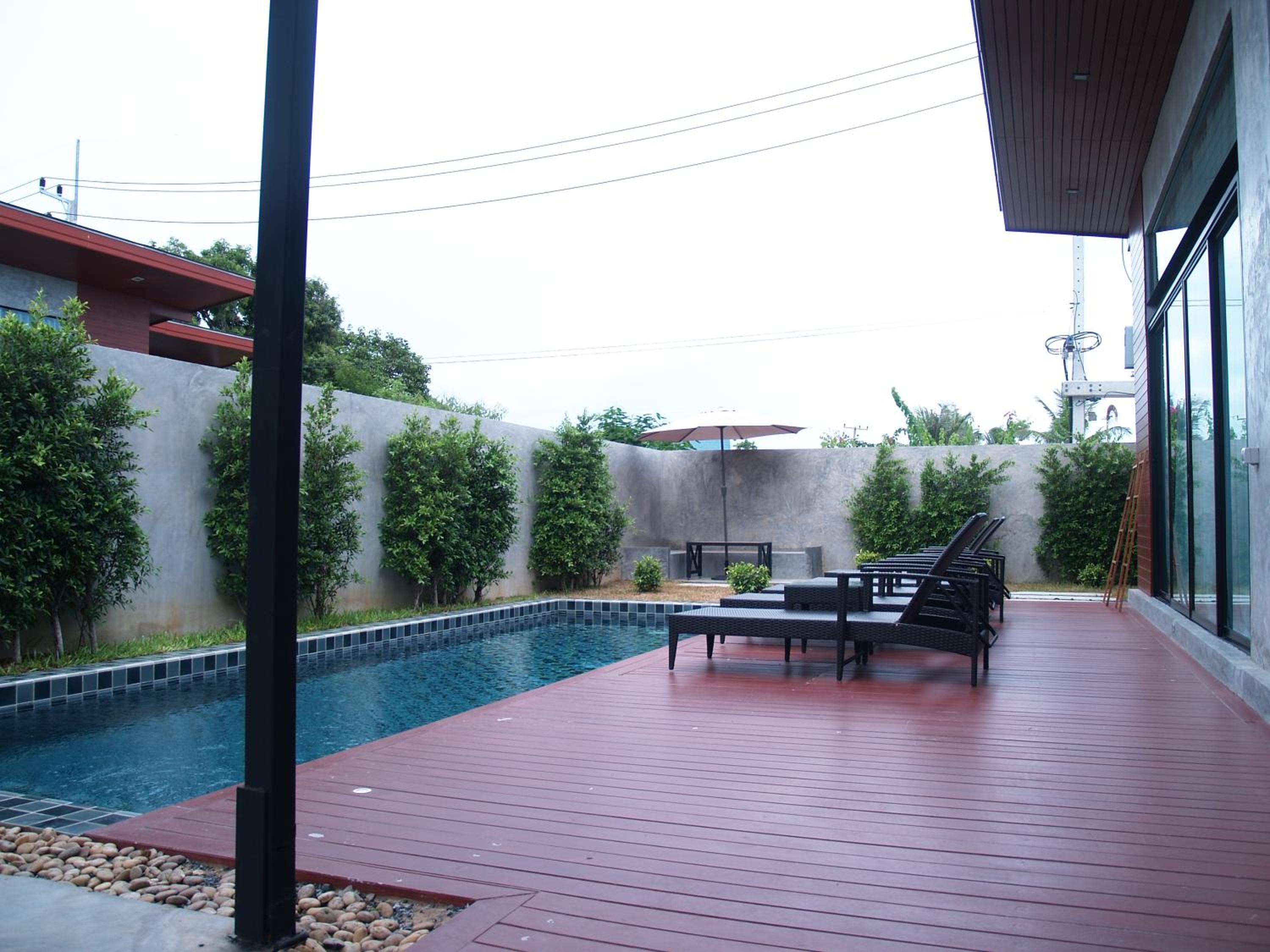 Sunday Sea Two Pool Villa Pattaya