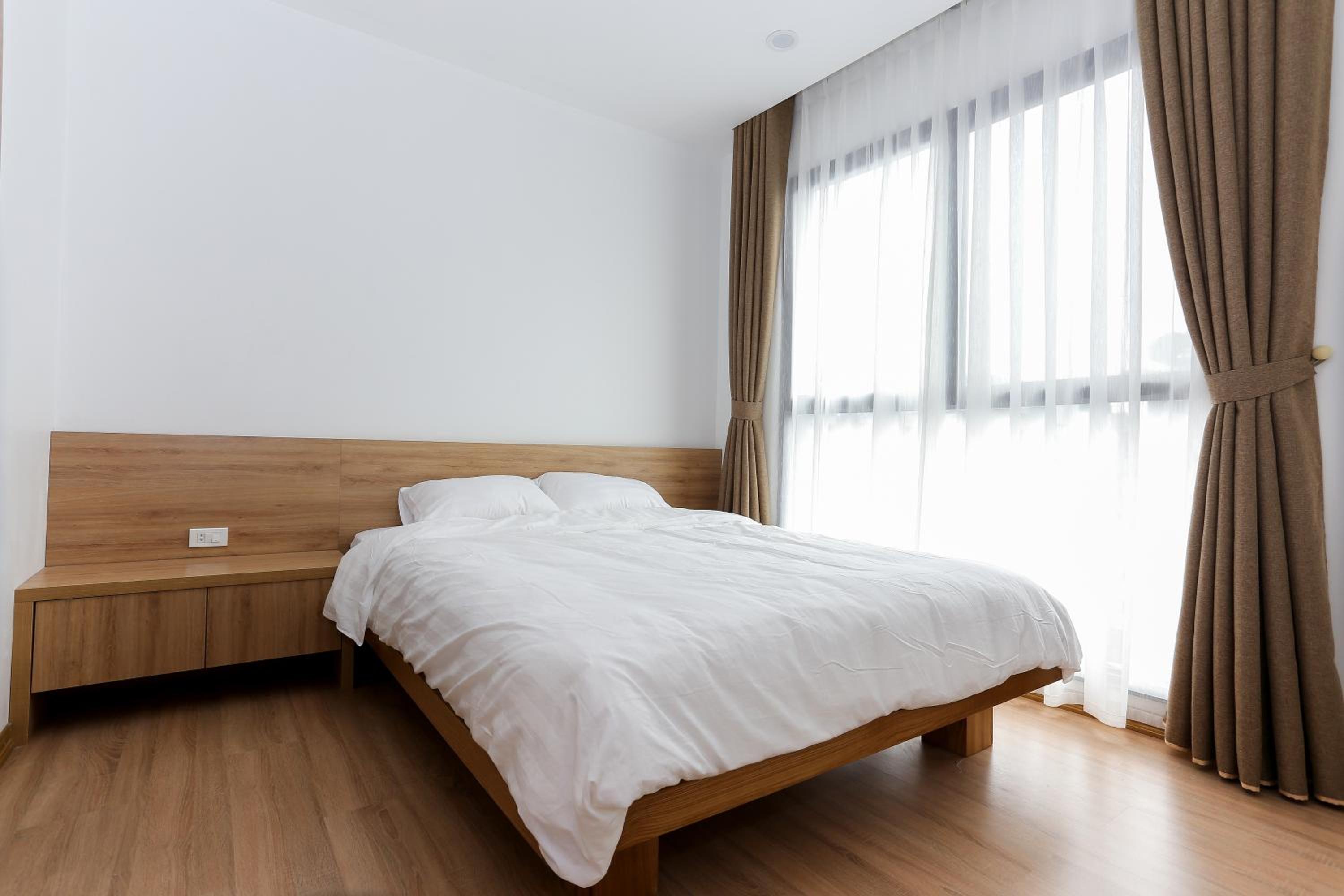 Quiet Hoang Quoc Viet Hotel & apartment