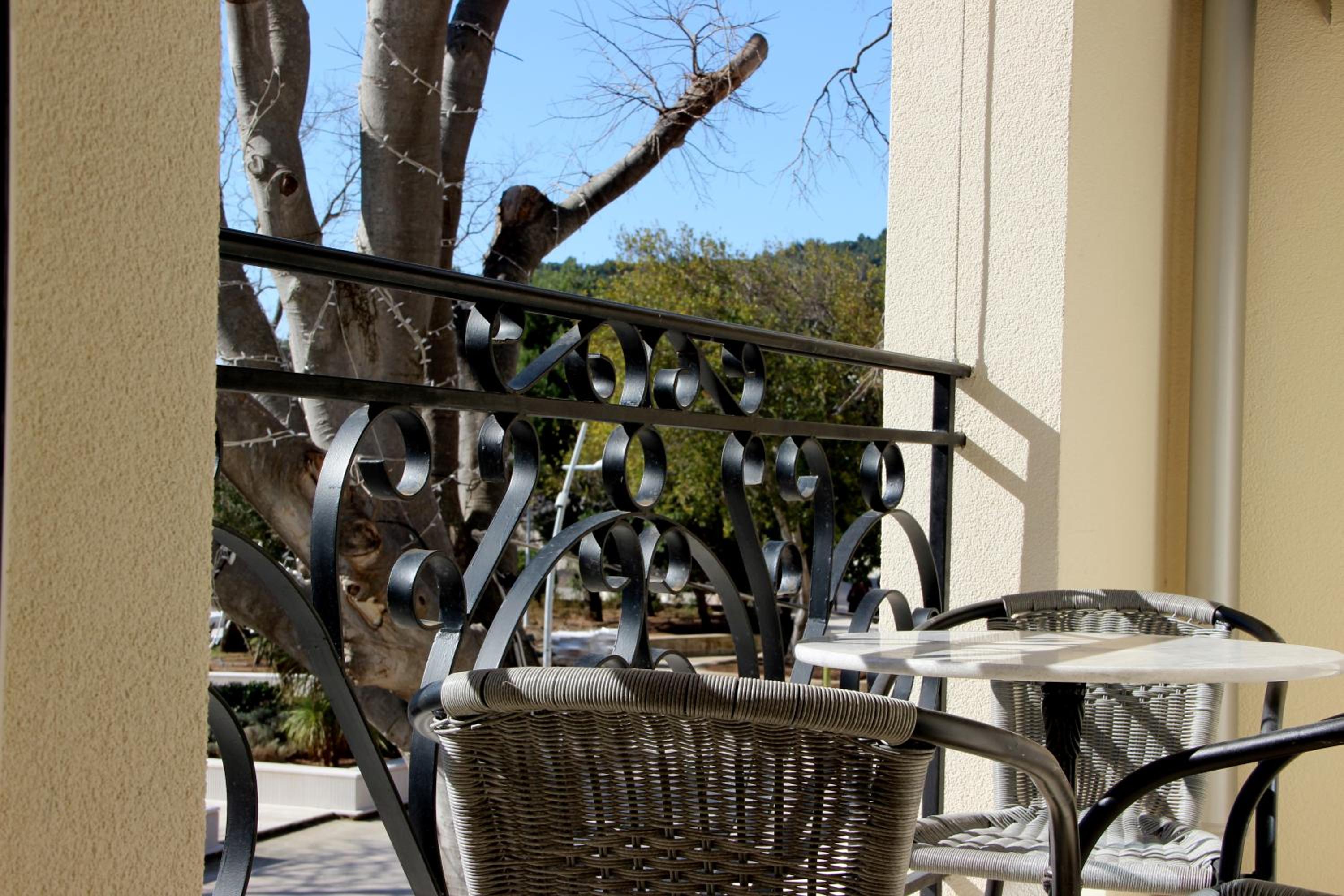 Vasiliki Seaside Apartments view 5