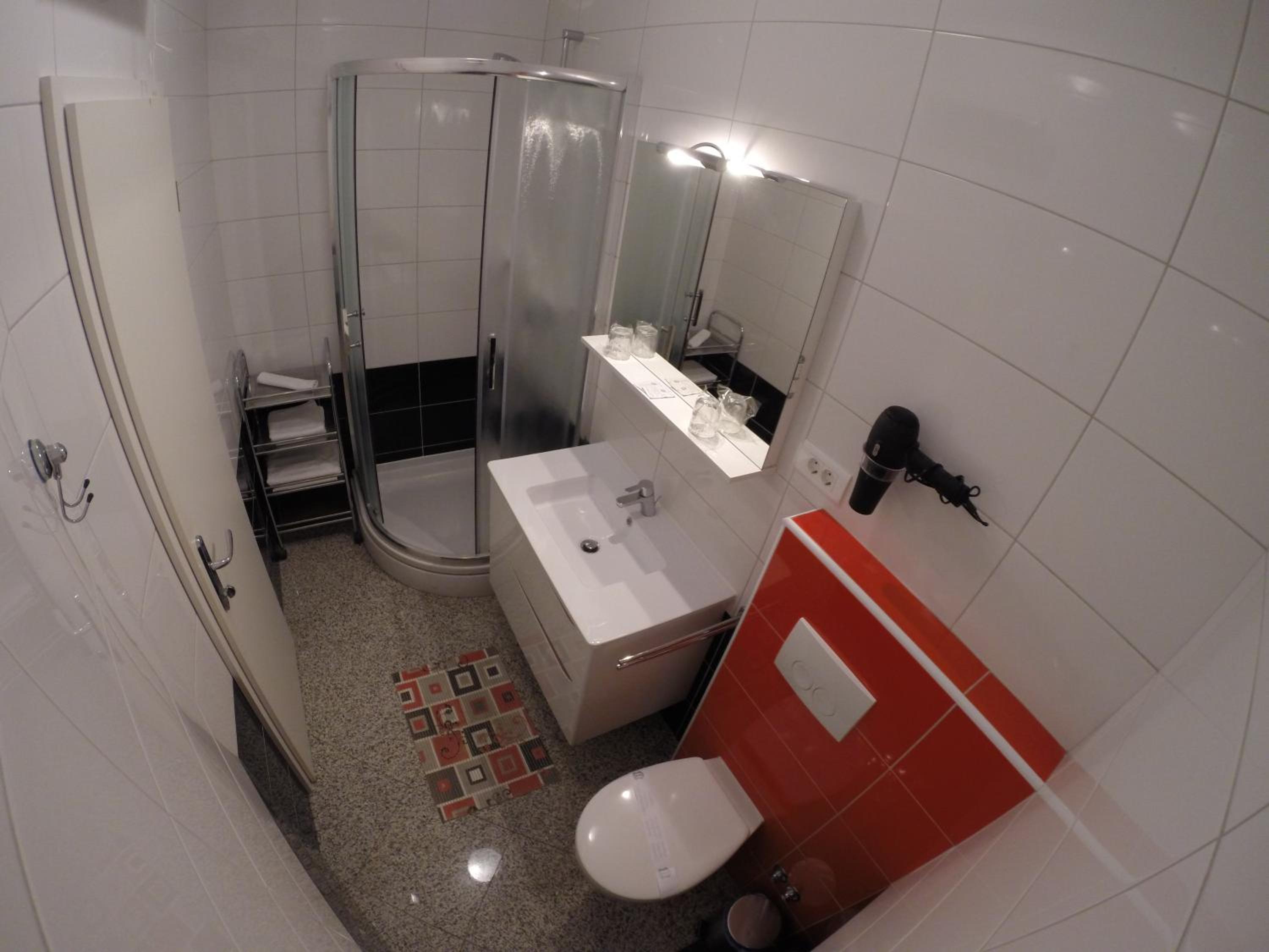 Photo 25